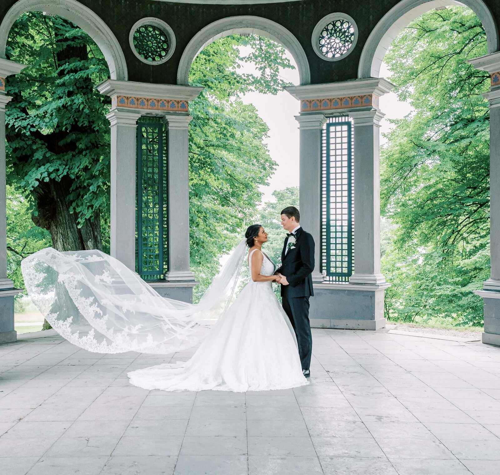 Destination Wedding Photographer Anna Lundgren in Stockholm Wedding at Stallmastaregarden Stockholm Sweden_030