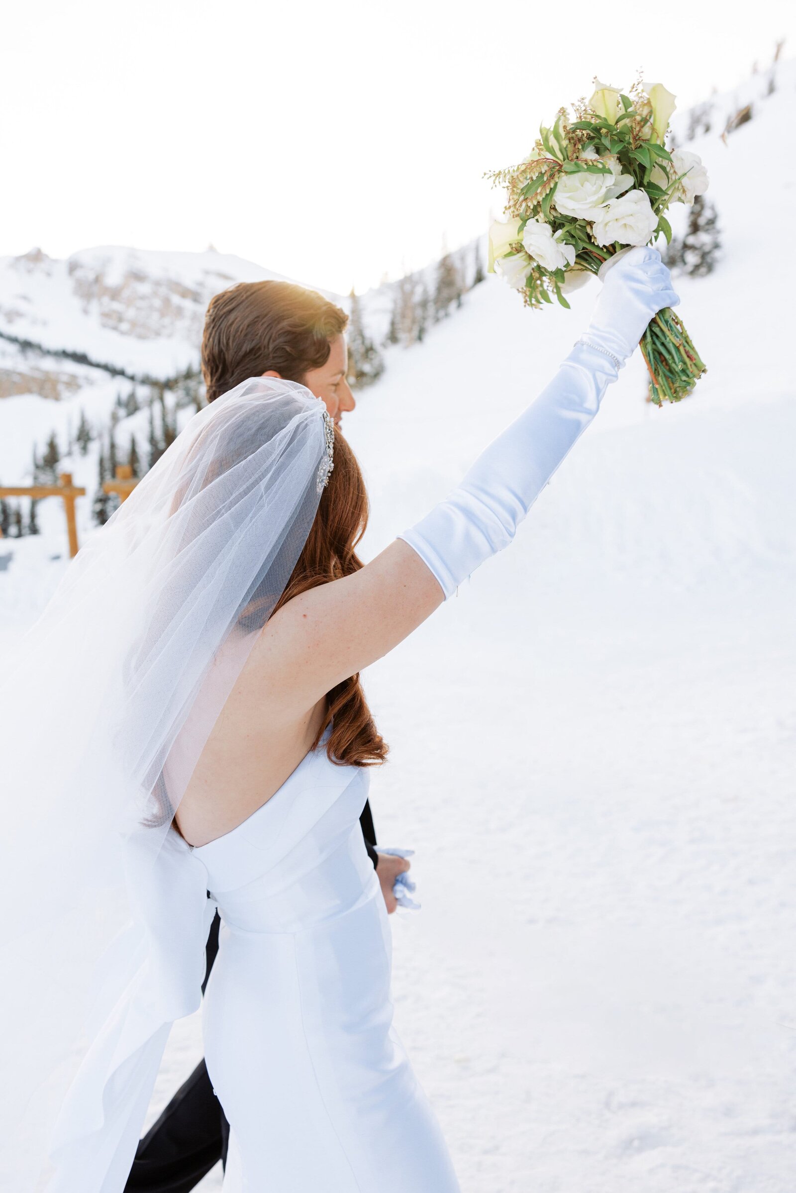 Rendezvous-Lodge-Jackson-Hole-Snowy-Winter-Wedding-Charleston-SC-Film-Wedding-Photographer-Blair-Worthington-Photography
