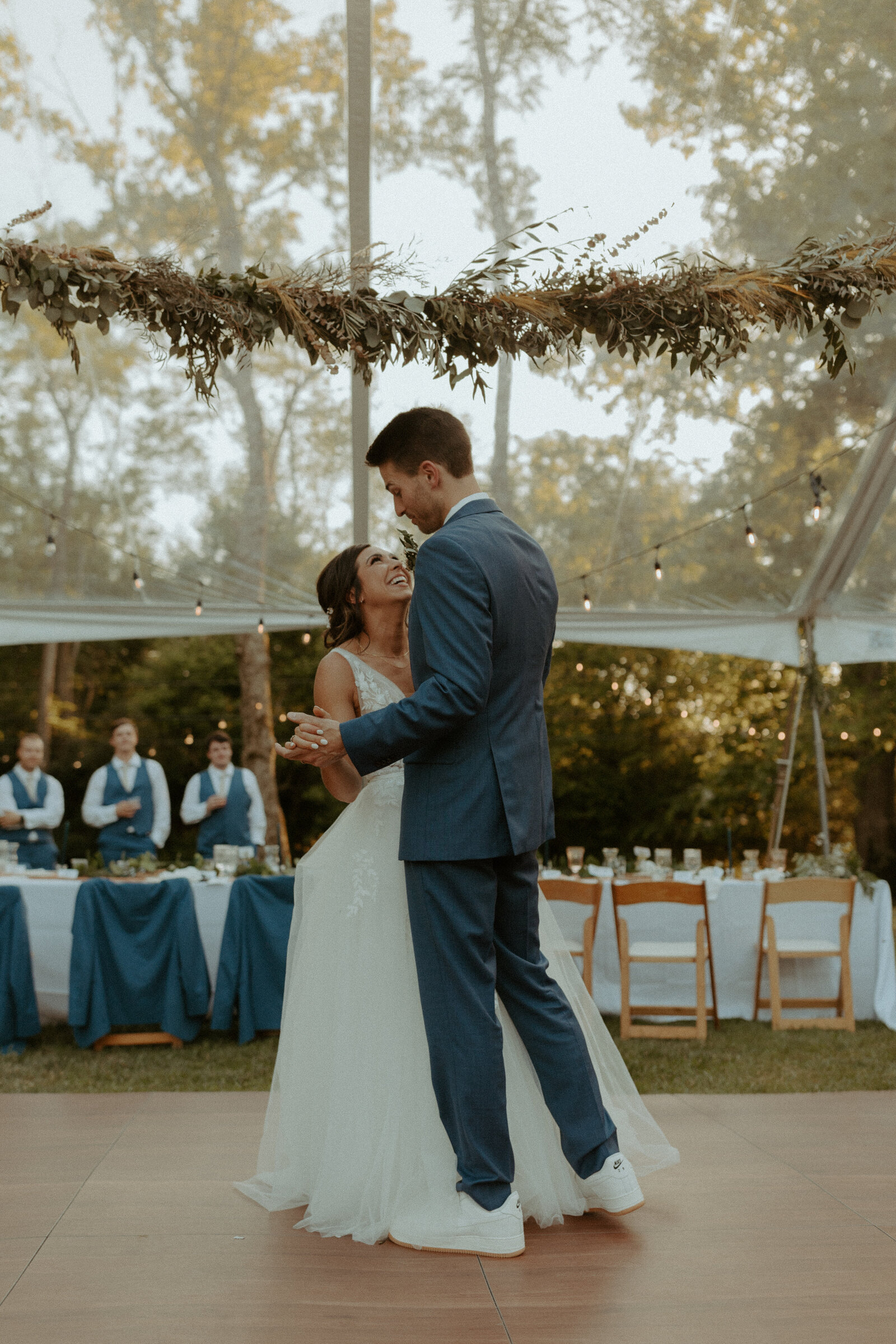 first-dance-wedding-day