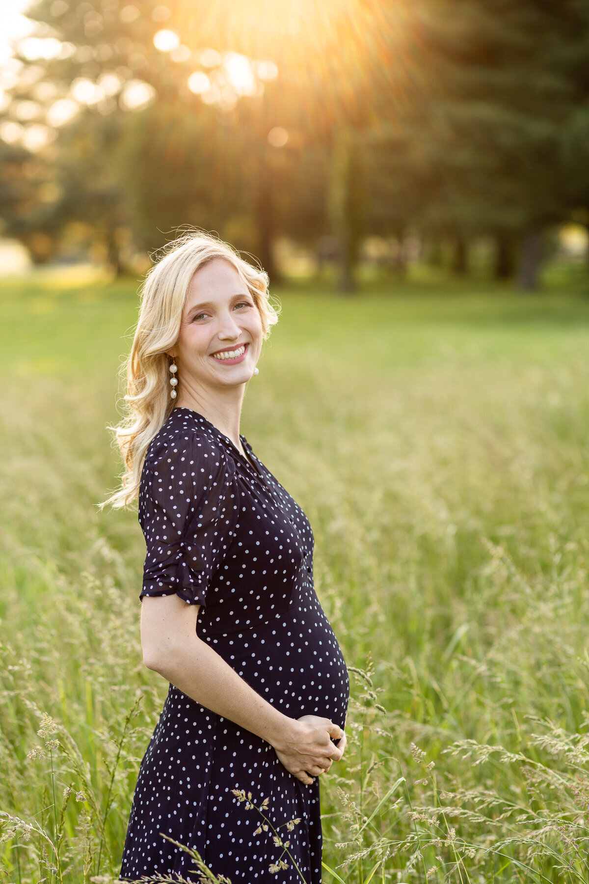 Outdoor-maternity-photography-session-Lexington-KY-photographer-golden-hour-5