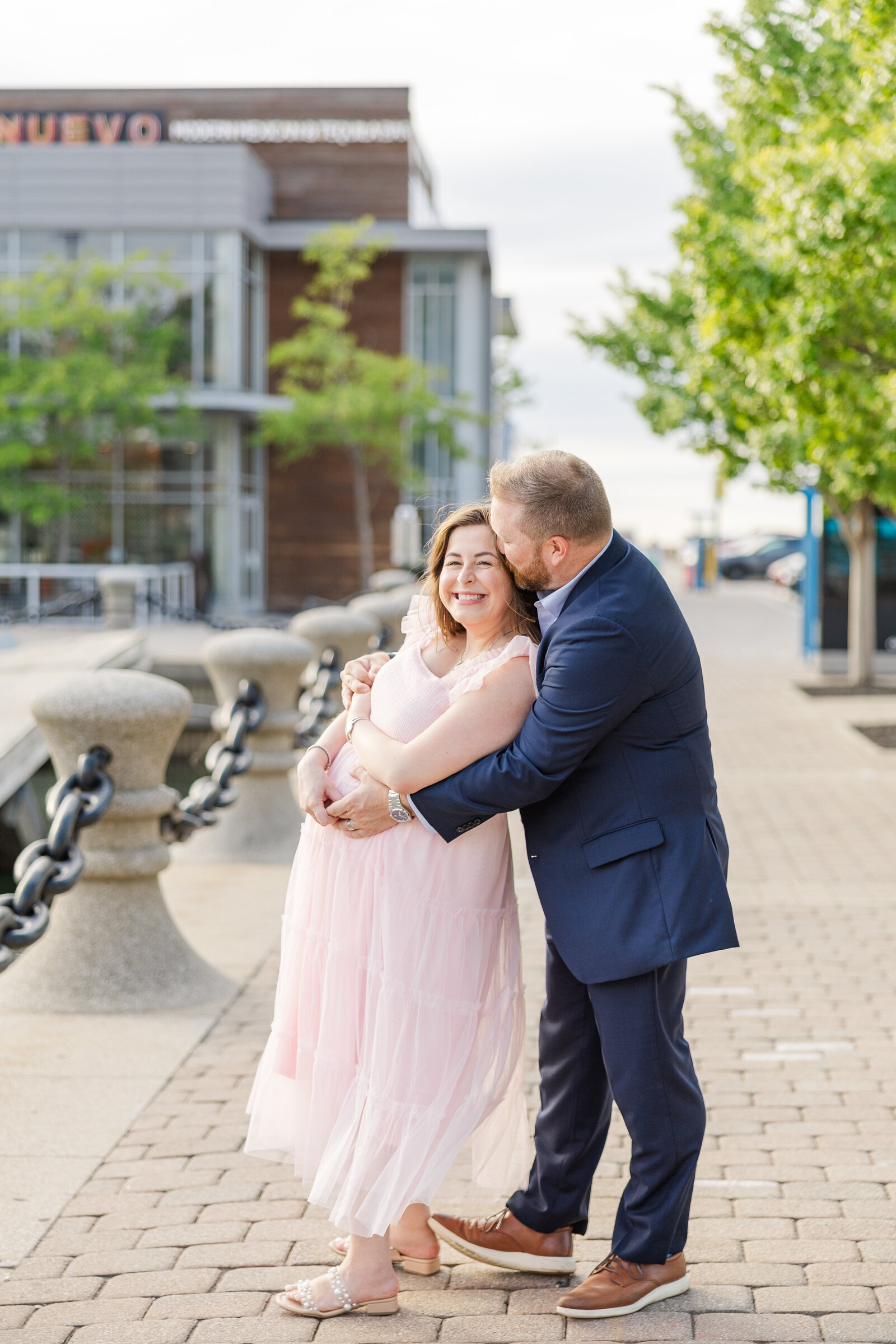 Cleveland Maternity Photographer light and airy photos