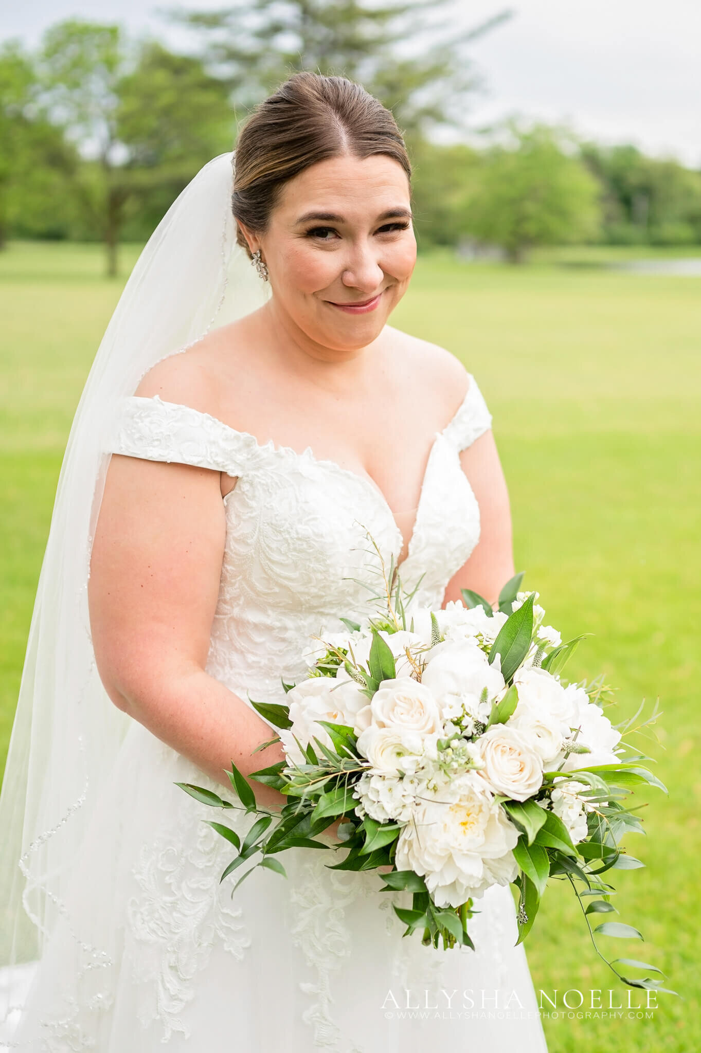 Wedding-at-River-Club-of-Mequon-235