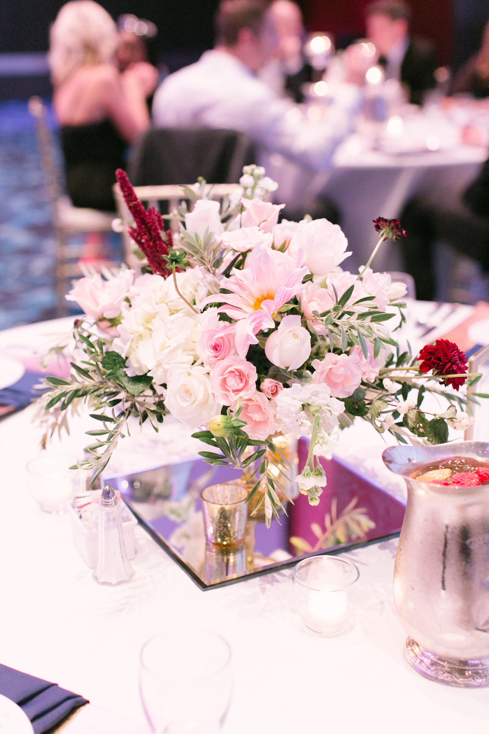 NikkiFerrell_Bachelor_Wedding_Madison_Sanders_Events_Kansas_City_Planner-810