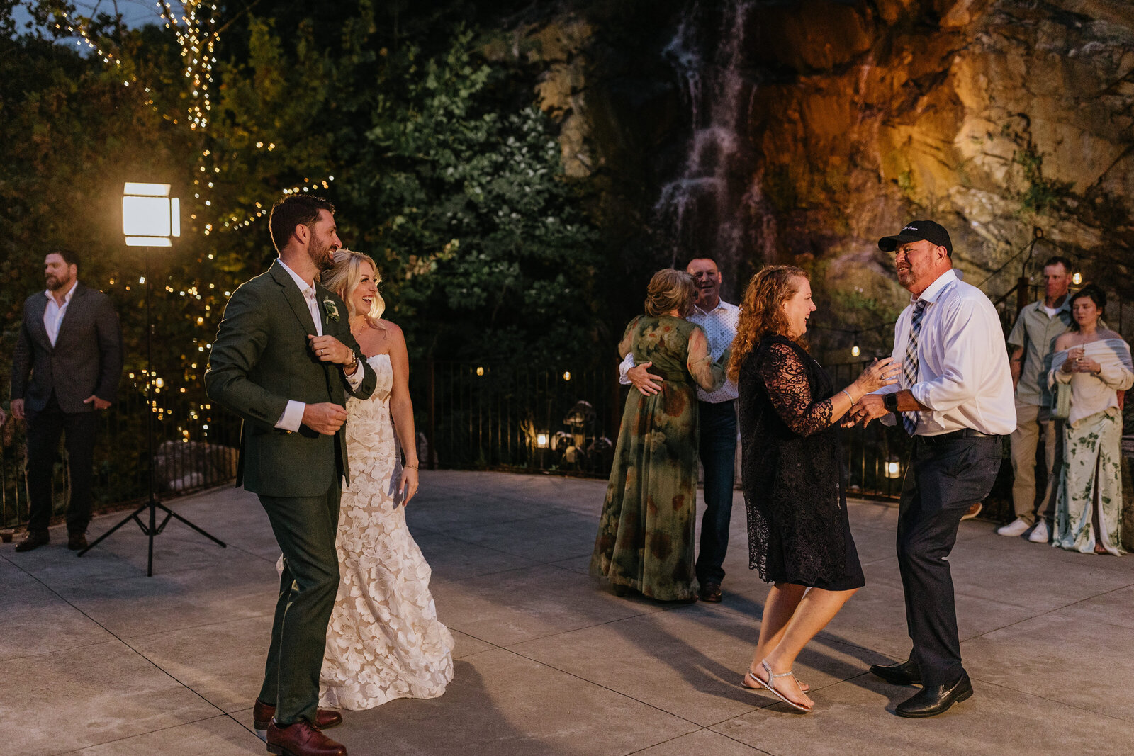 East-Tennessee-Wedding-Photographer-Videographer-Radiant-Mountain-Media-947