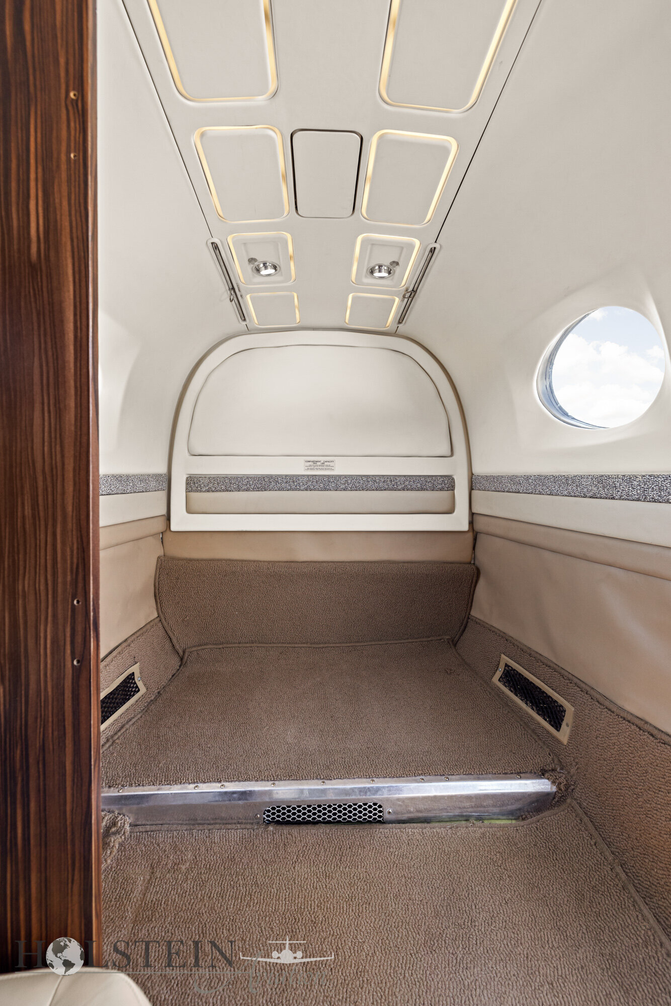 King Air 350 Watermarked-27