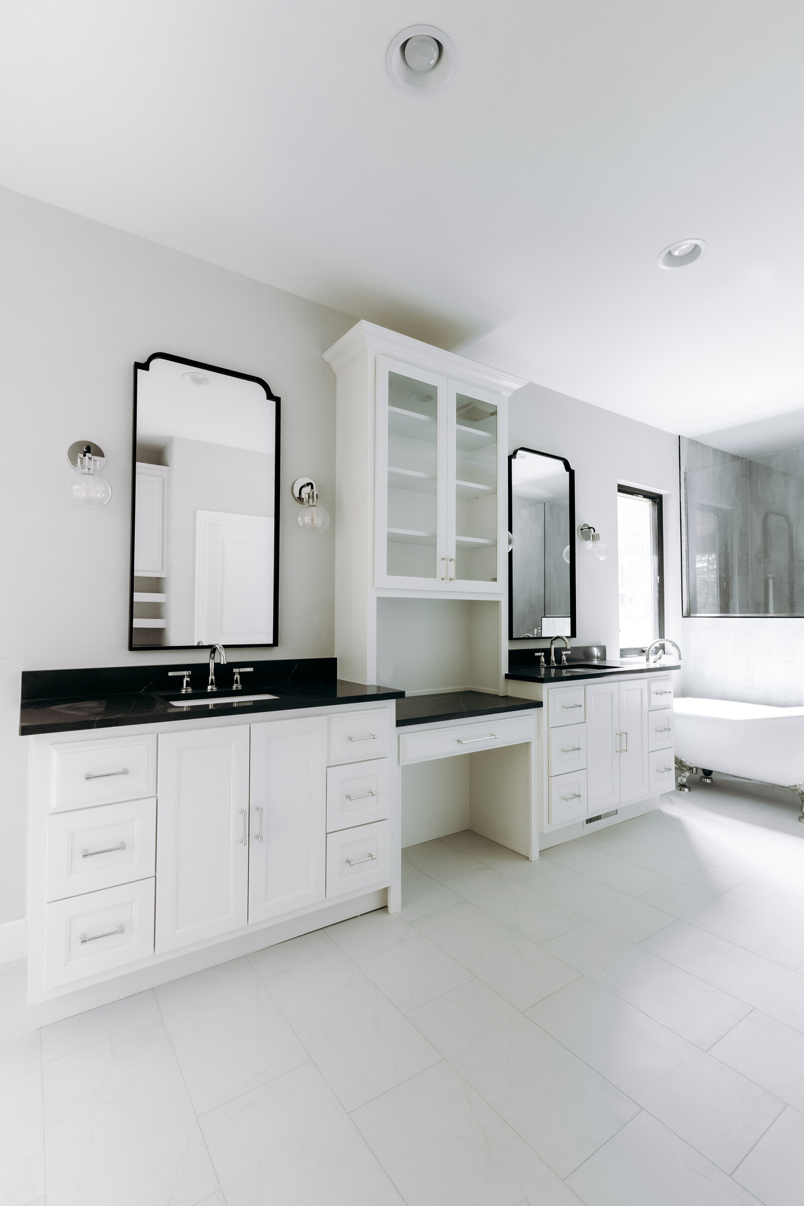 MASTERBATHROOM(1)