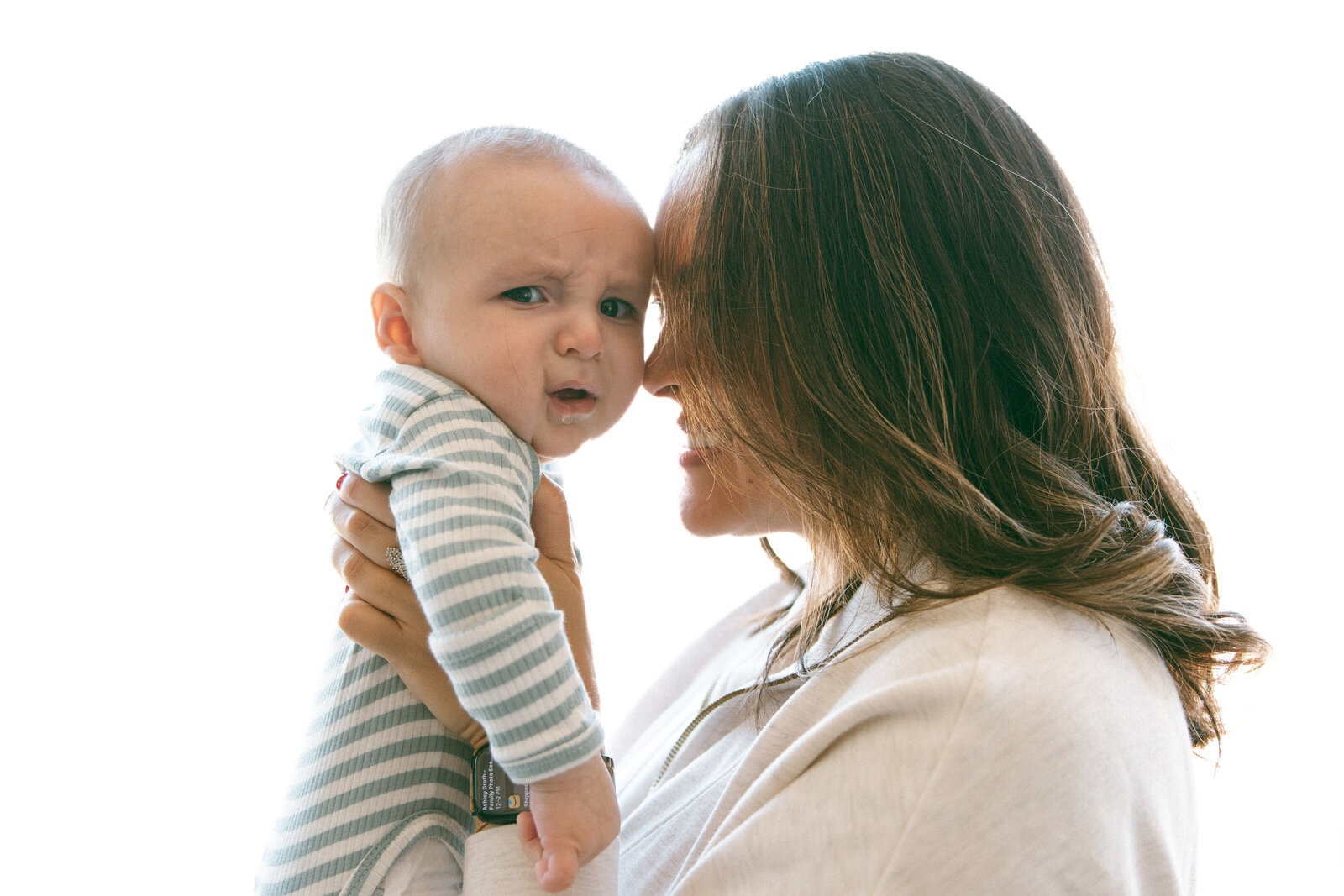baby photo session at home oakland