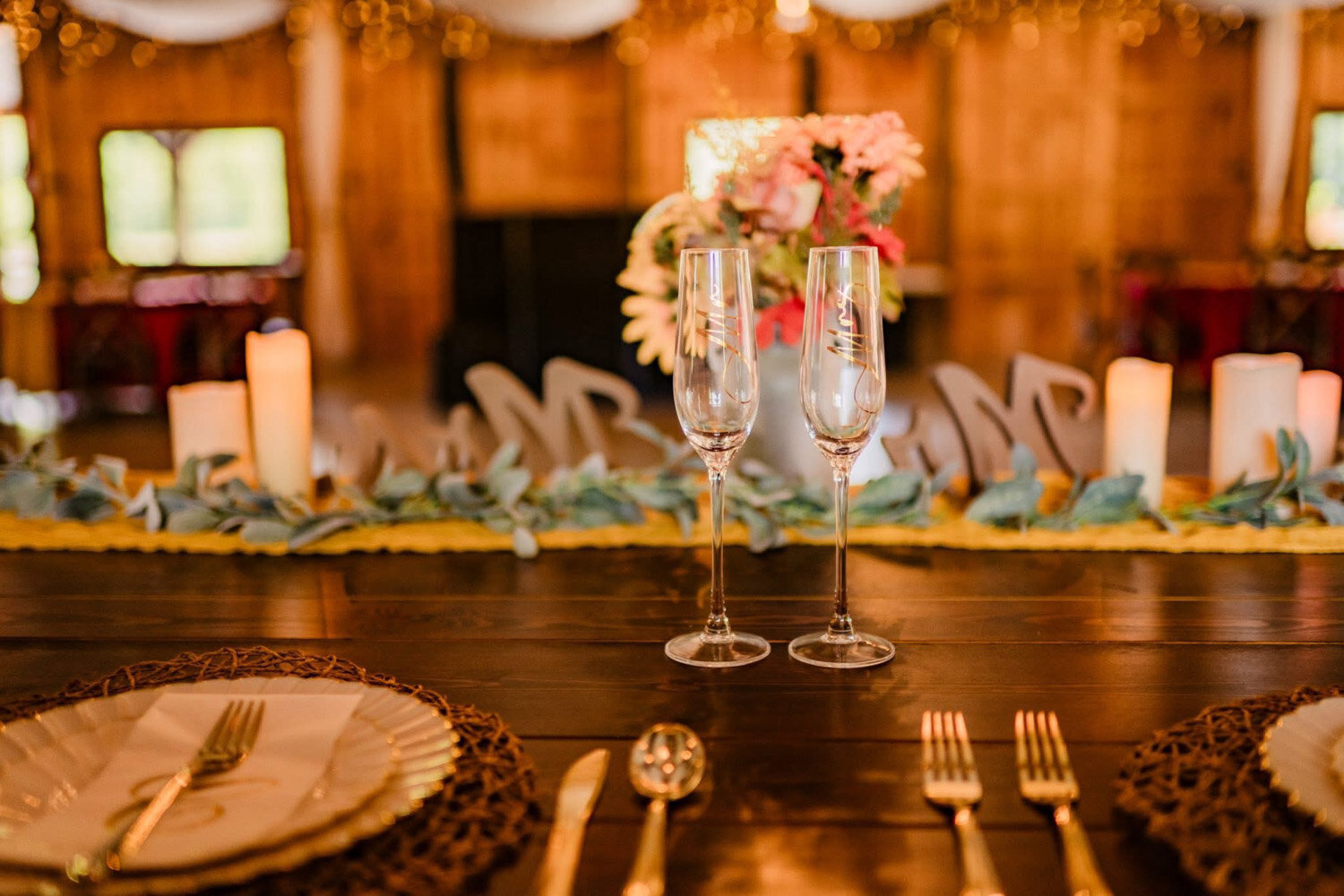 Elegant wedding table setup