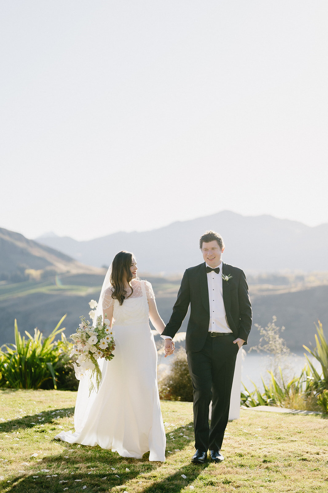 Melissa Clark Photography - Queenstown Wedding Photographer - Lake Hayes Holiday Home Wedding - Katherine & Adam 4.5.24-167