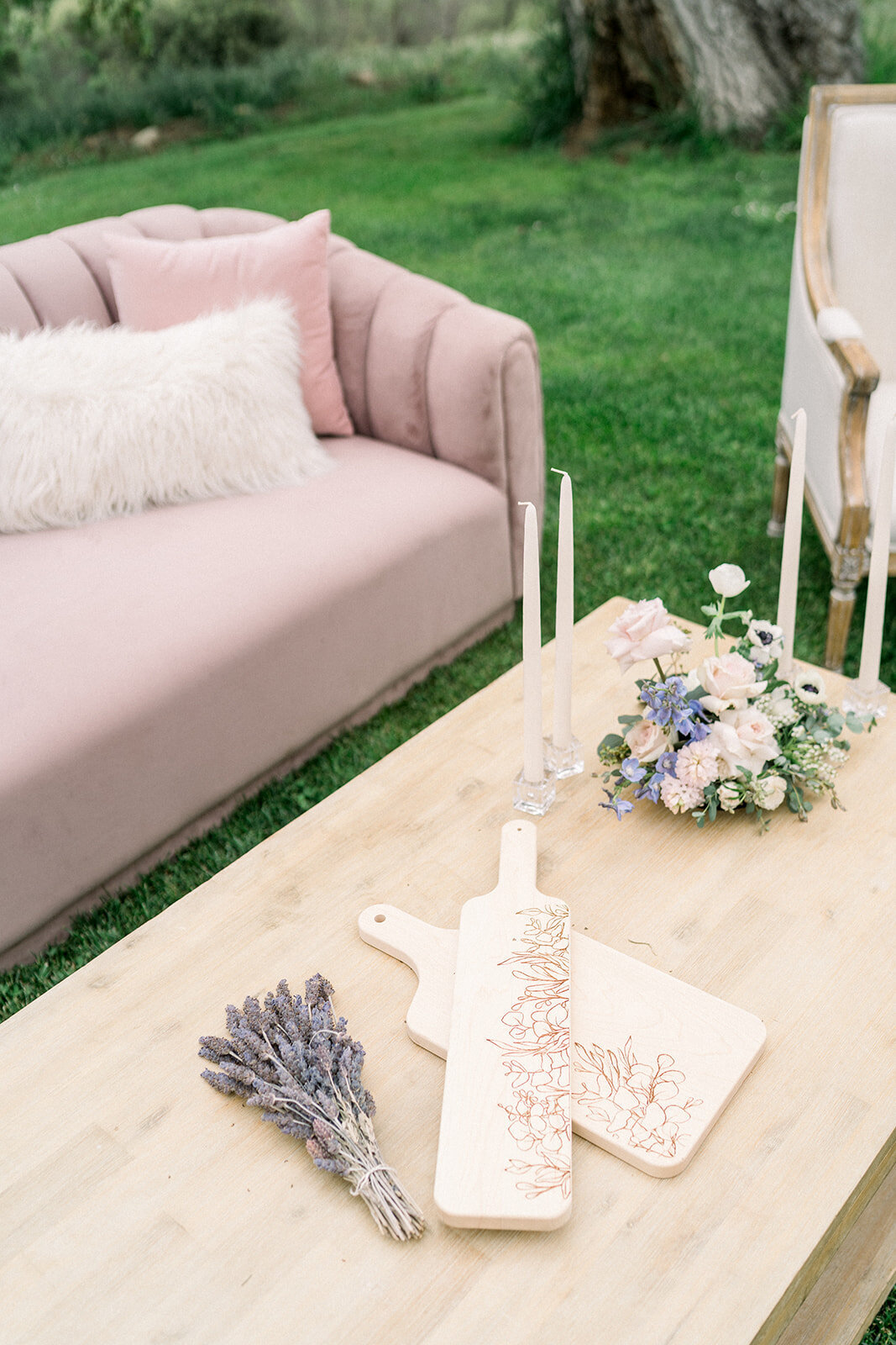 Luxury Wedding Seating at Sunstone Winery