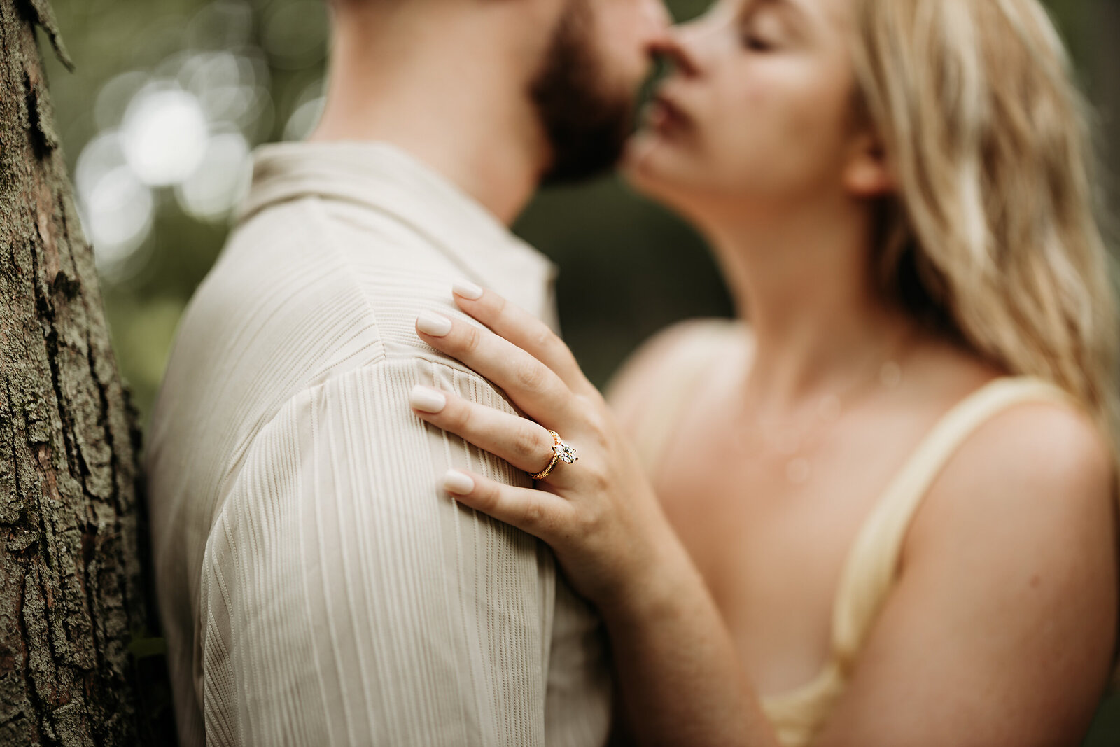 9357-Caleb-Maddie-Engagement-Indianapolis-8x10