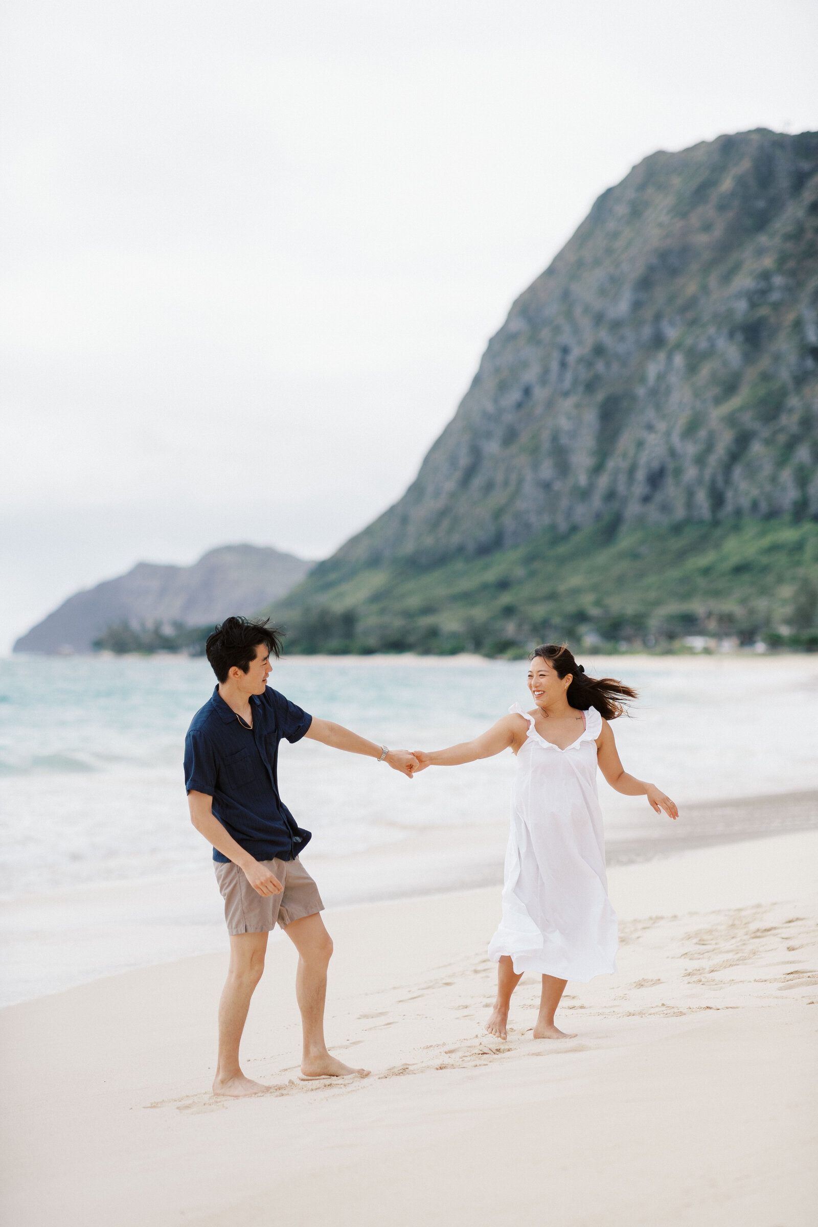 SundayIndigo_Maternity-Oahu-Couple-8
