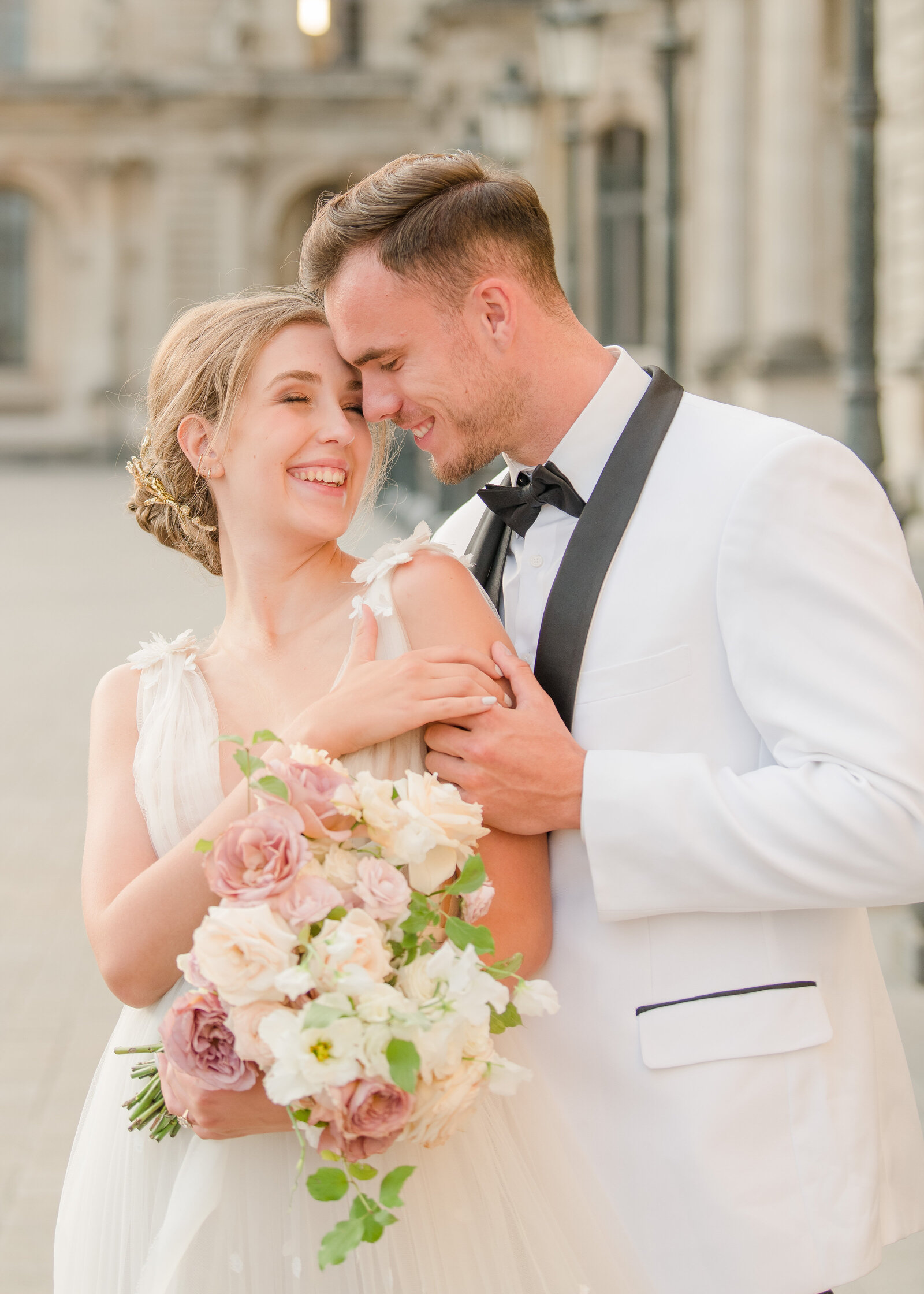 wedding-couple-portrait-outside-louvre-in-paris-53
