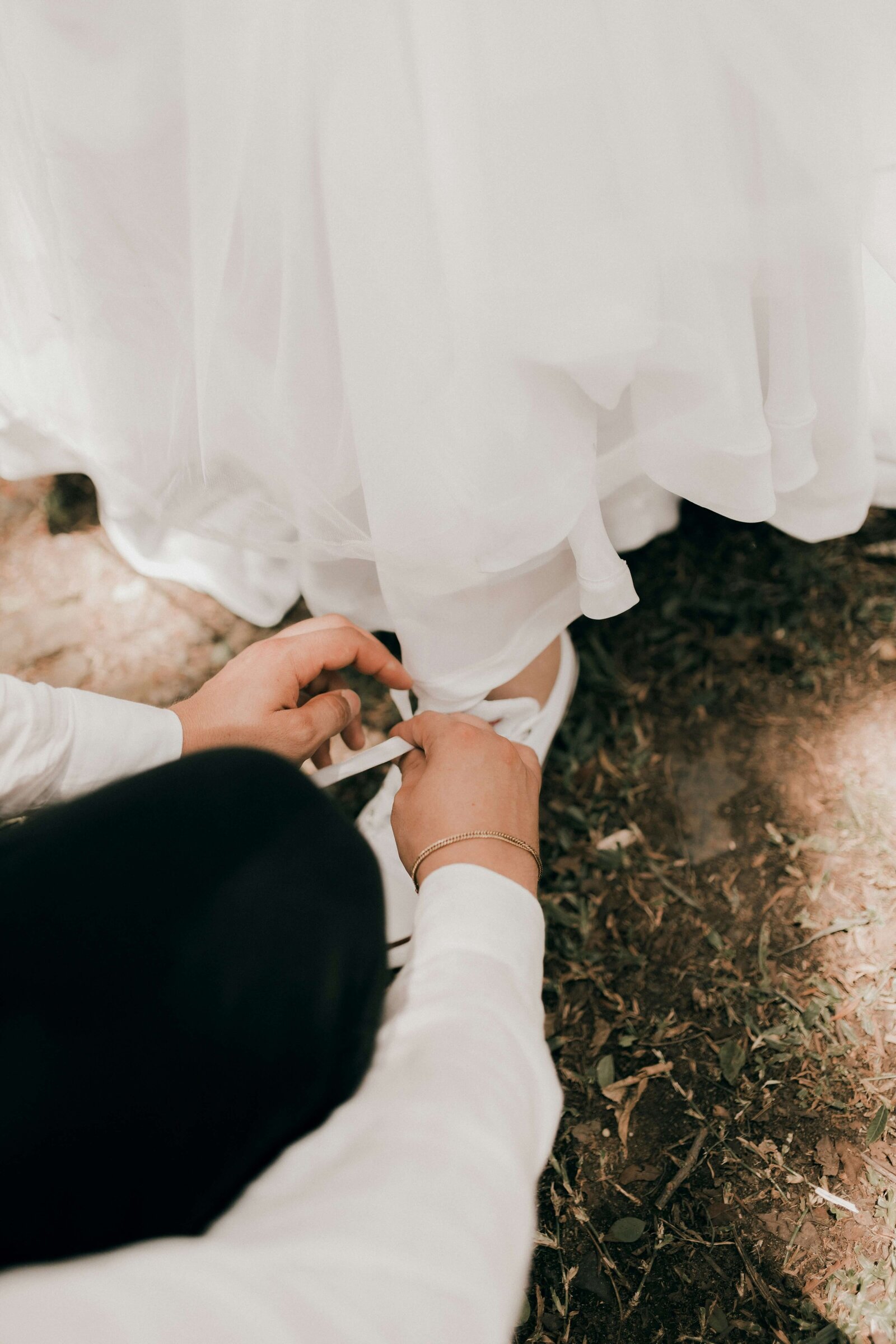 alexander-mass-6-MFq8CZYN8-unsplash