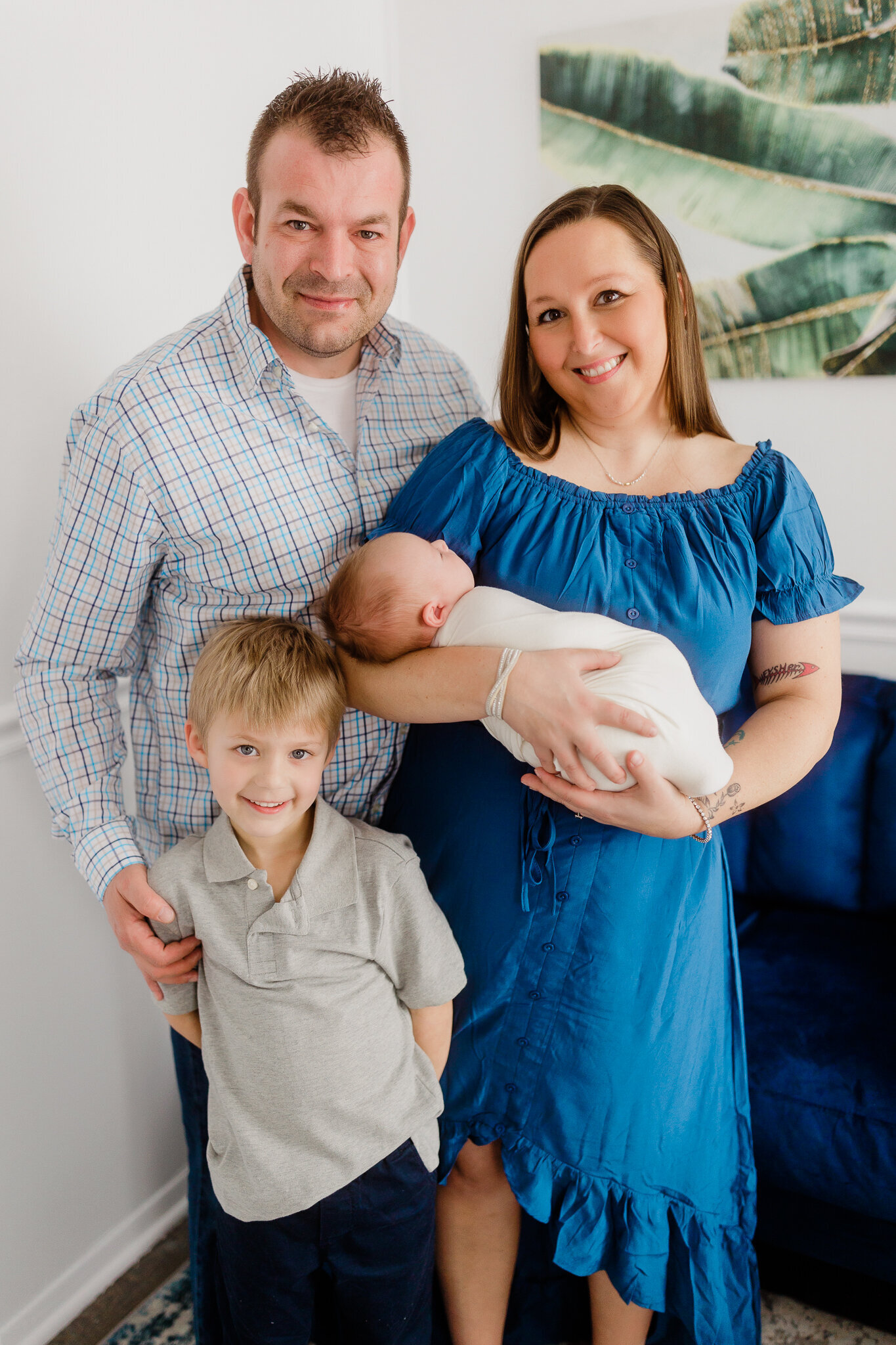 METRO_DETROIT_LIFESTYLE_NEWBORN_PHOTOGRAPHER_COURTNEY_LUSHAJ_PHOTOGRAPHY-3