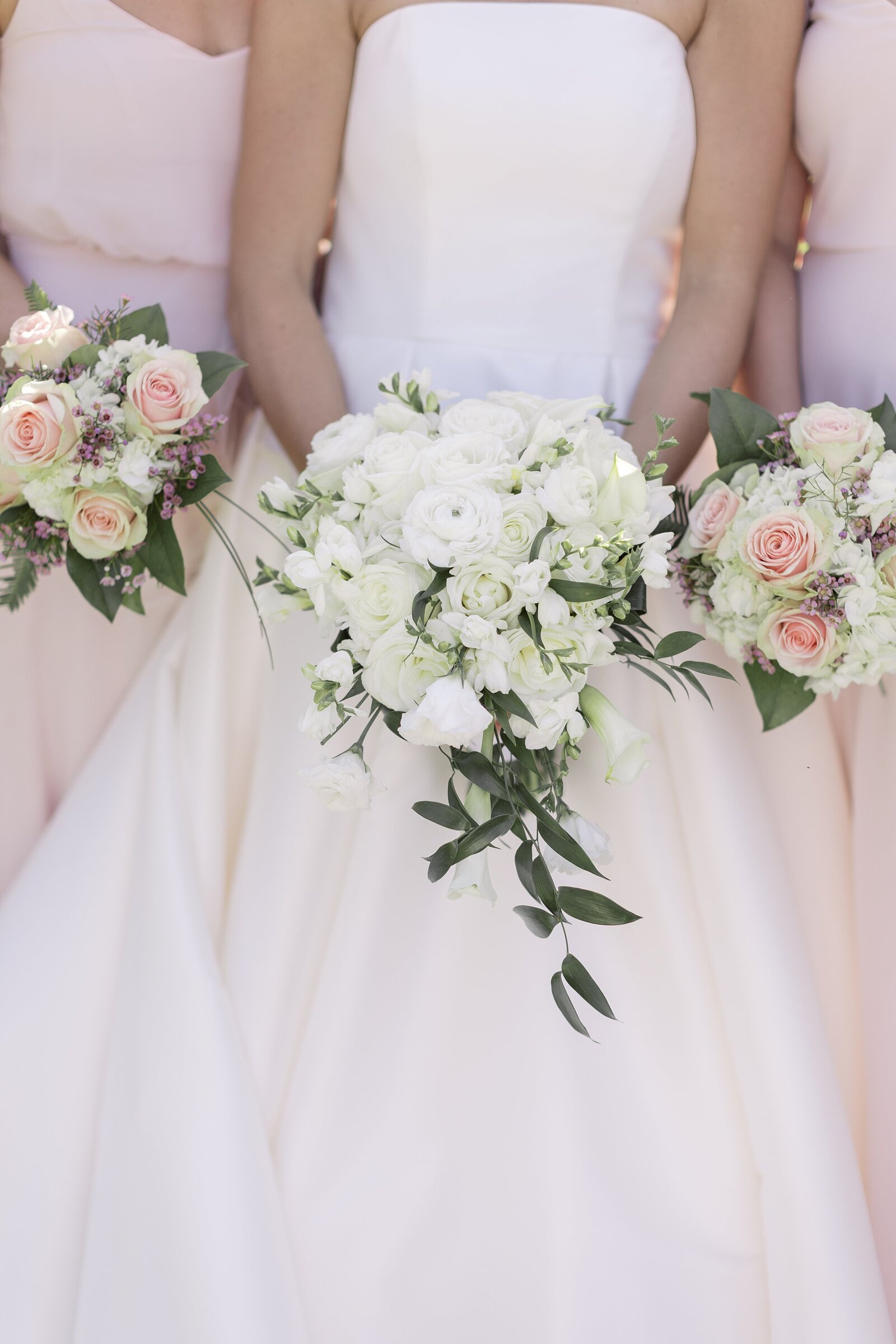 Tented South Dartmouth wedding at Salters Point. Deborah Zoe Photography.