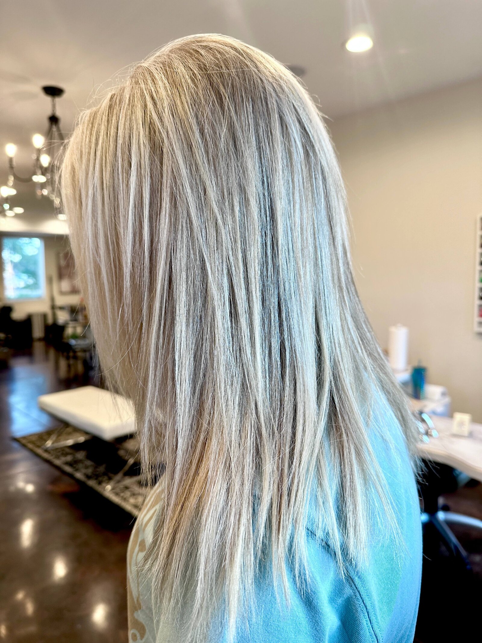 Sara Carter hair colorist in McMinnville, Oregon