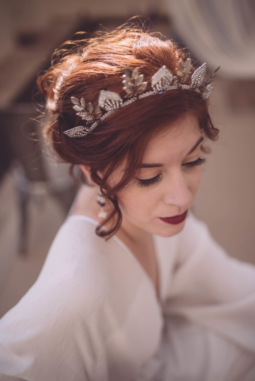 brides crown details