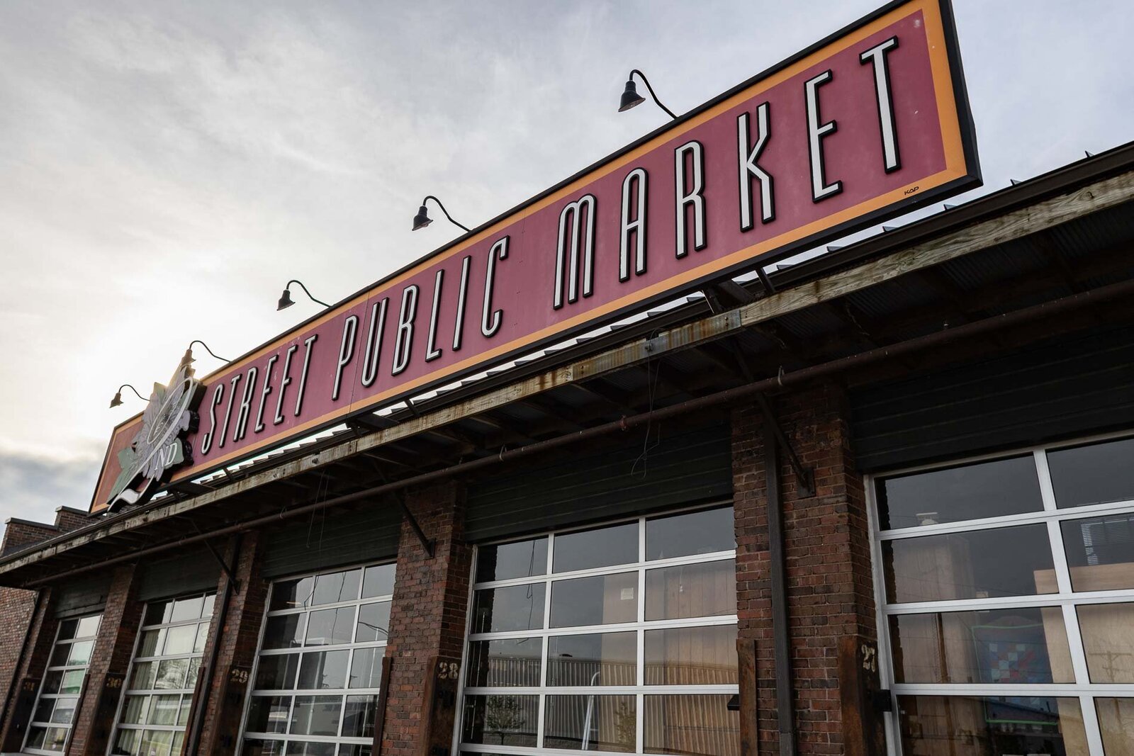 Engagements 2nd Street Market MetroPark Information & Photos