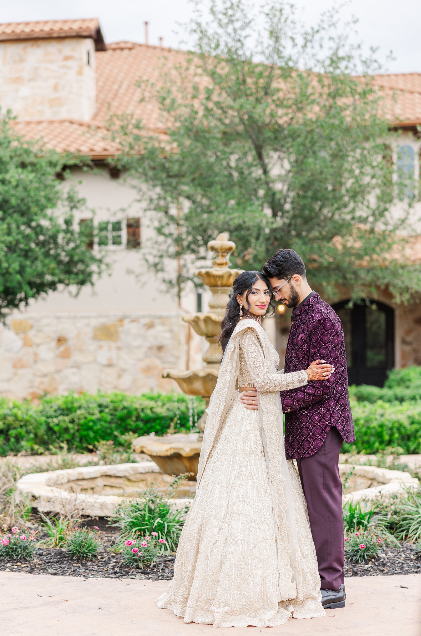 Bride-and-groom-pre-reception-photoshoot