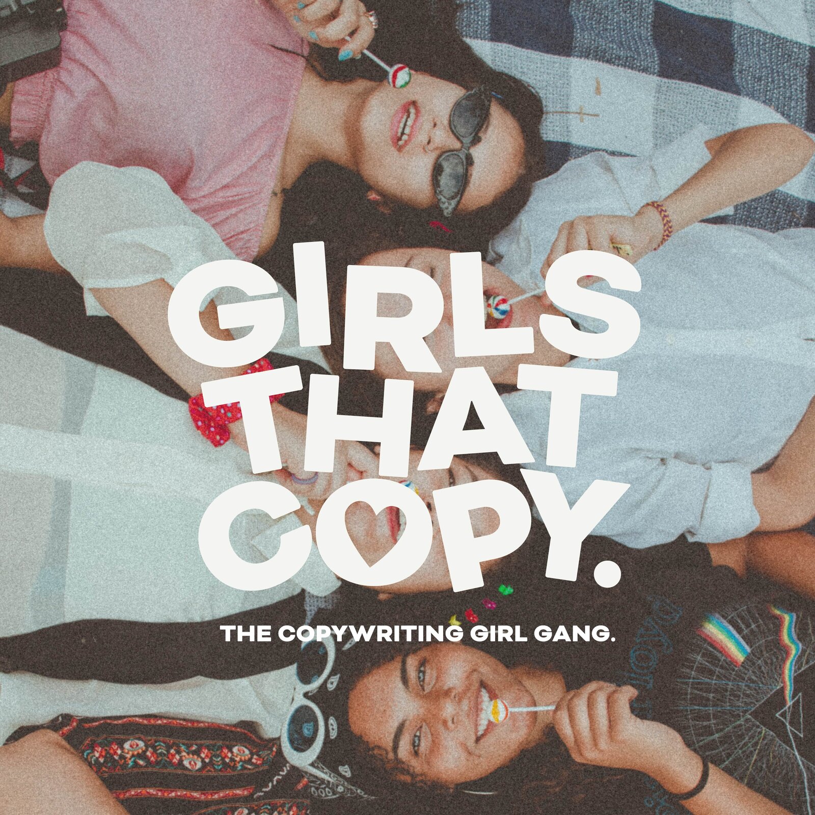 Girls that Copy-01