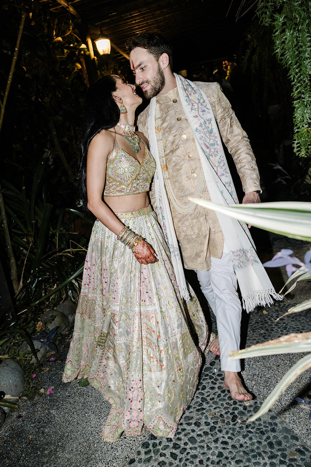 Kinjal & Hunter destination wedding in Costa Rica by Ha Nguyen Photo-81