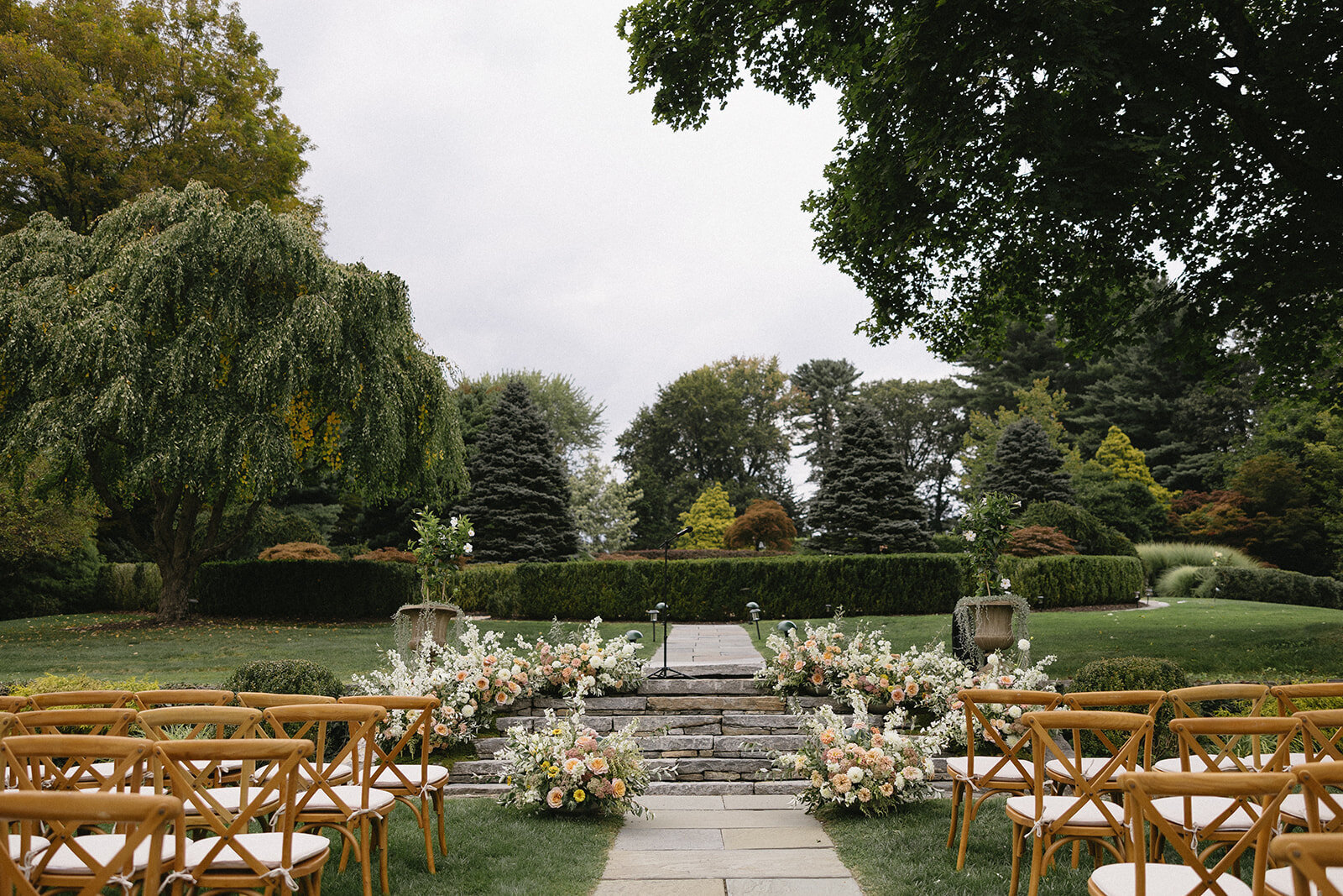 Mayflower-Inn-Garden-Tented-Wedding 44