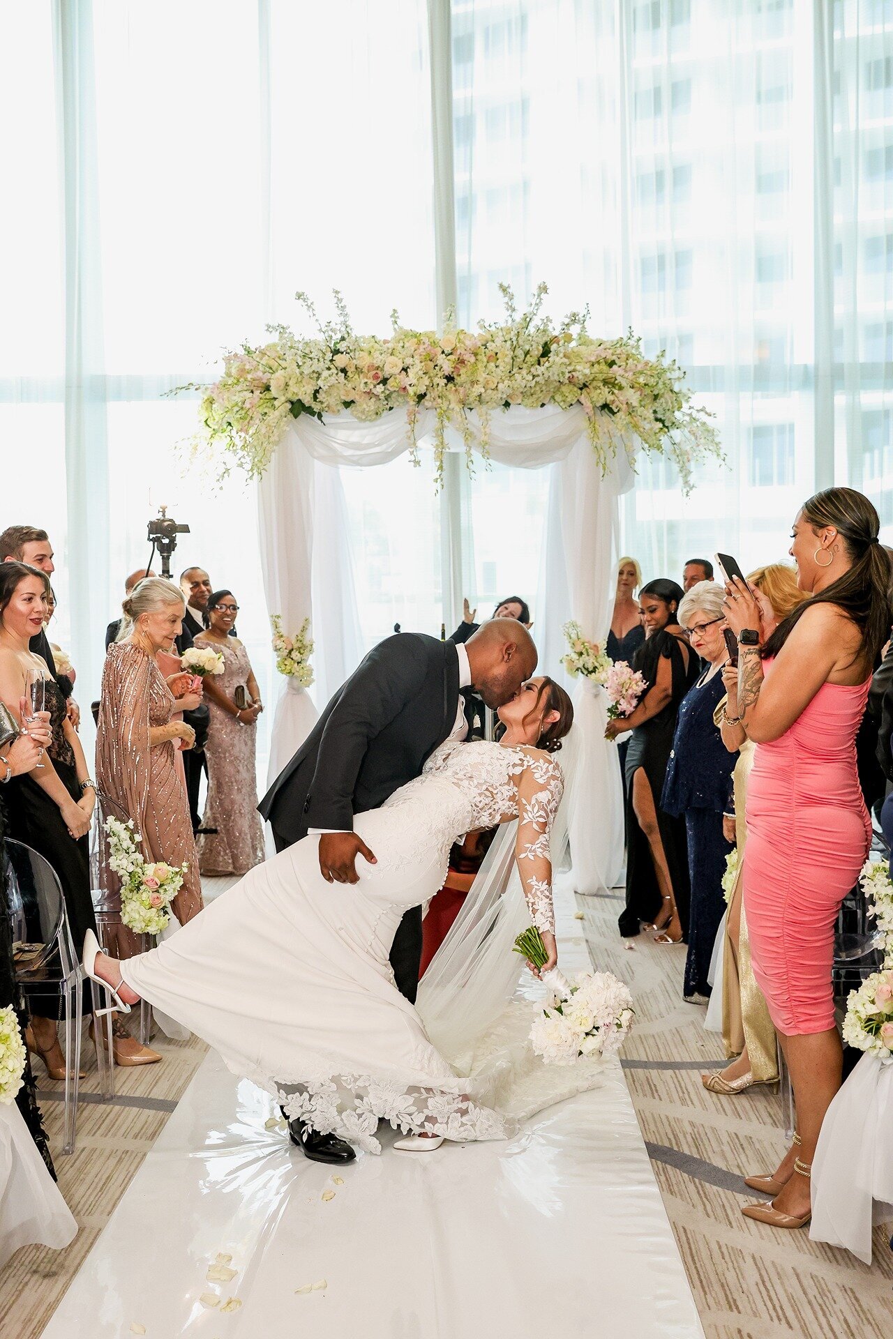 indoor-ceremony-the-conrad-11