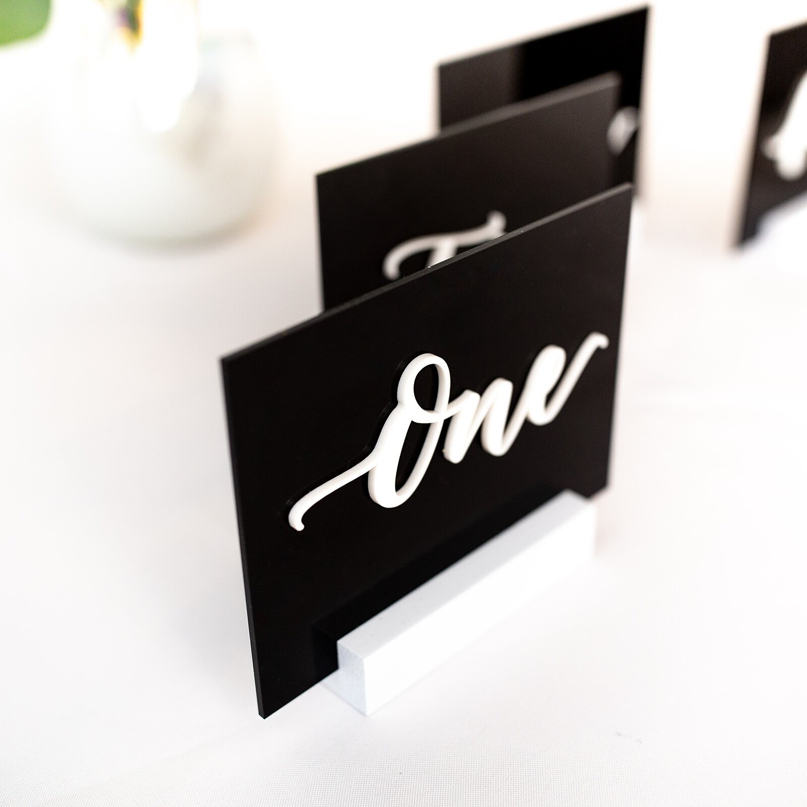 DOTELLSTATIONERYANDDESIGNS-TableNumbers-CasieMariePhotography-7