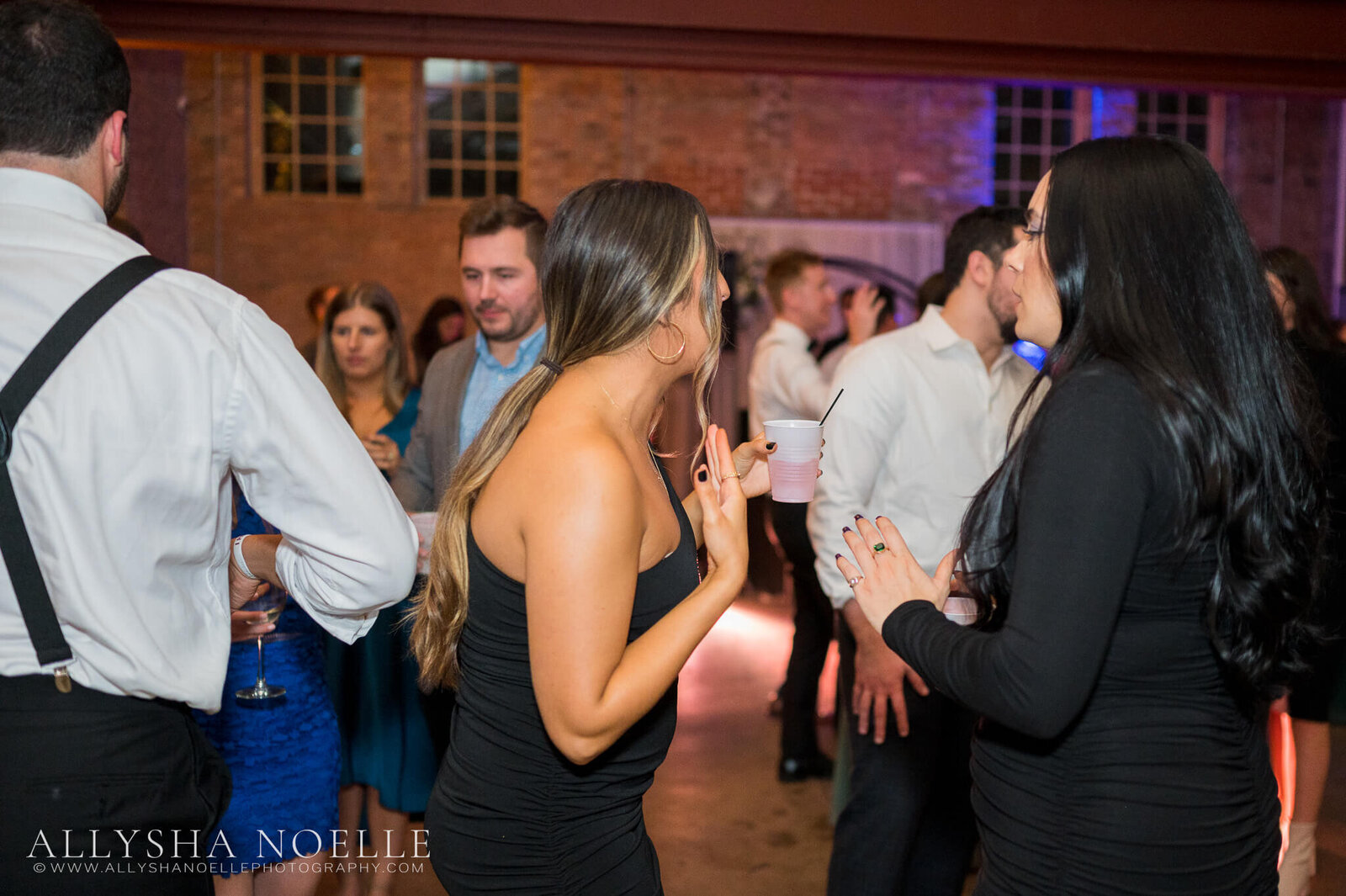 Wedding-at-The-Factory-on-Barclay-in-Milwaukee-1303