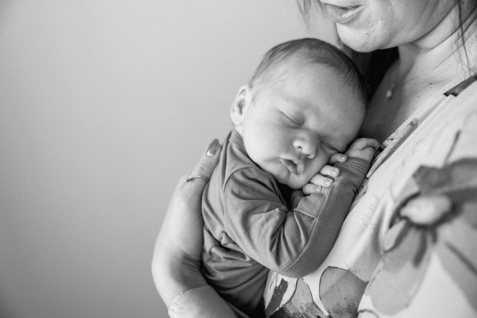 NEWBORN FAMILY REGIE ANN WITH KYLEE ANN STUDIOS0018