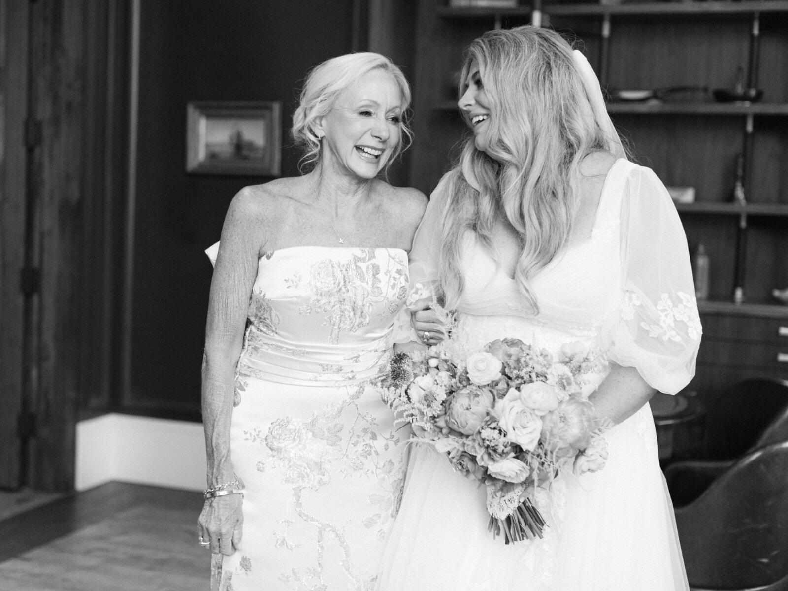 134-torianna-brooke-portraiture-victory-north-wedding-savannah-ga-best-wedding-photographer