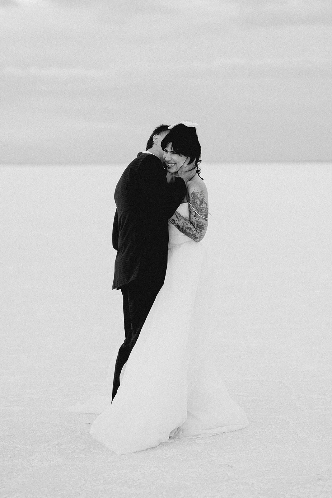 Salt_Flats_Elopement_Utah_Becca_Photo-166