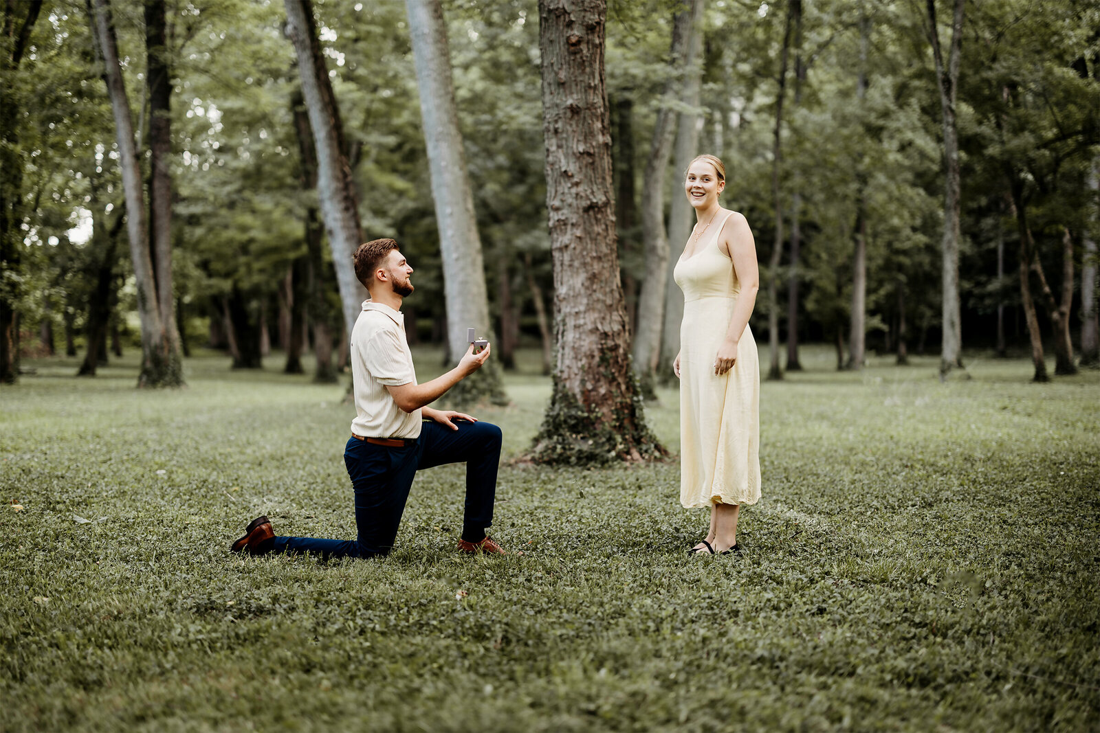 9176-Caleb-Maddie-Engagement-Indianapolis-8x10