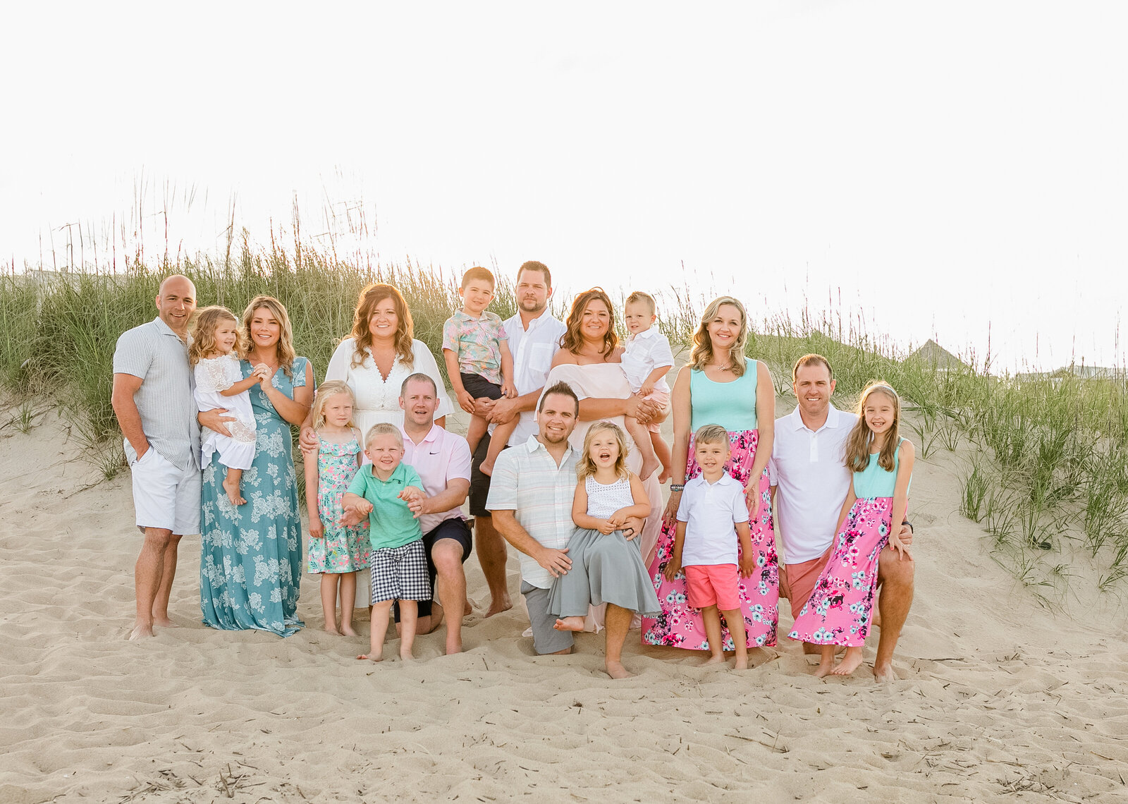 extended-family-portrait-sandbridge-beach-virginia-beach-photography