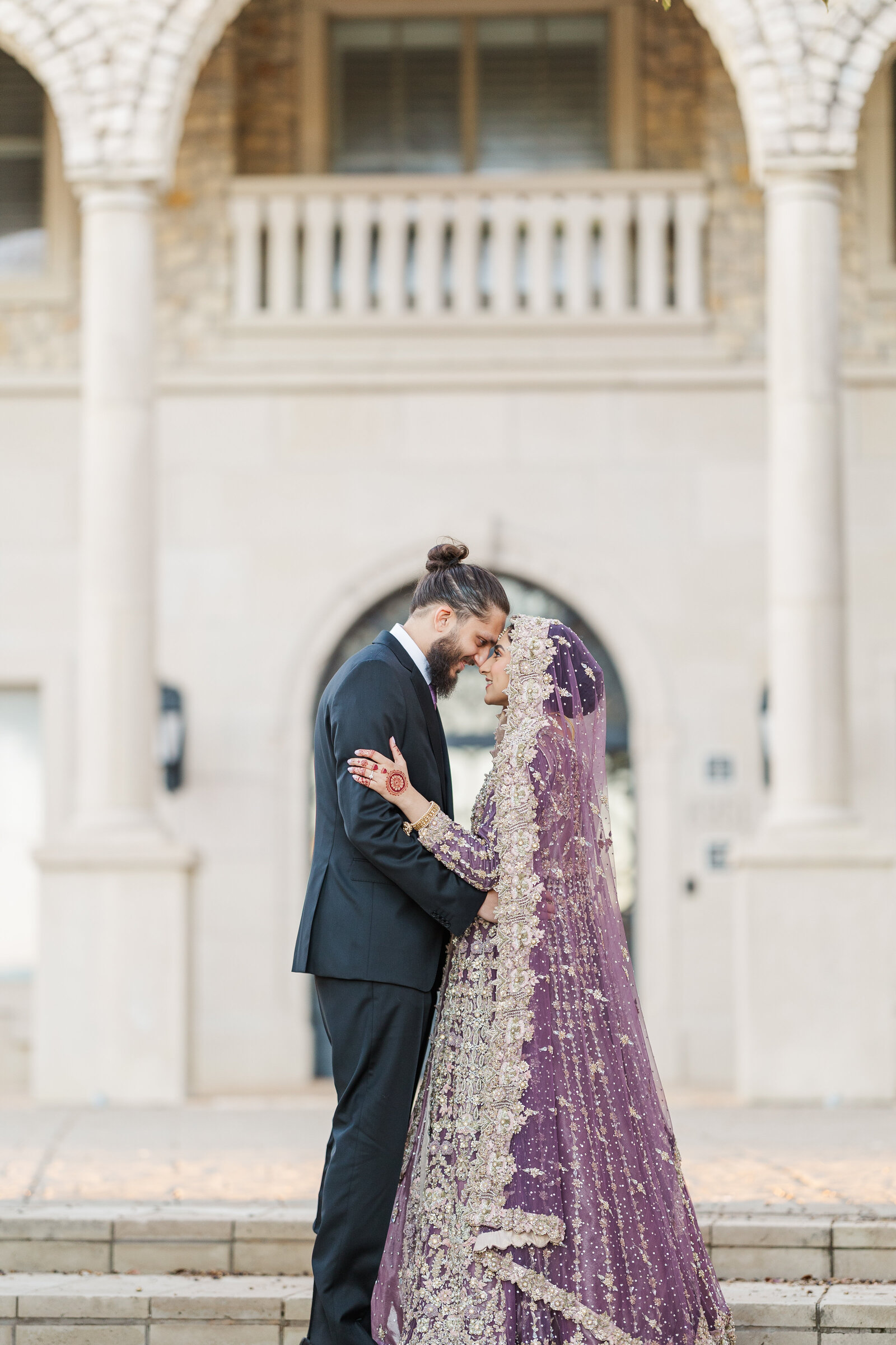 Bride-and-groom-portrait-ideas