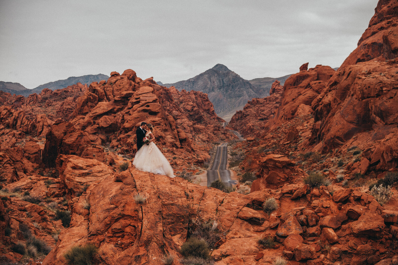 Gorgeous couple plans Elopement in the Valley of Fire