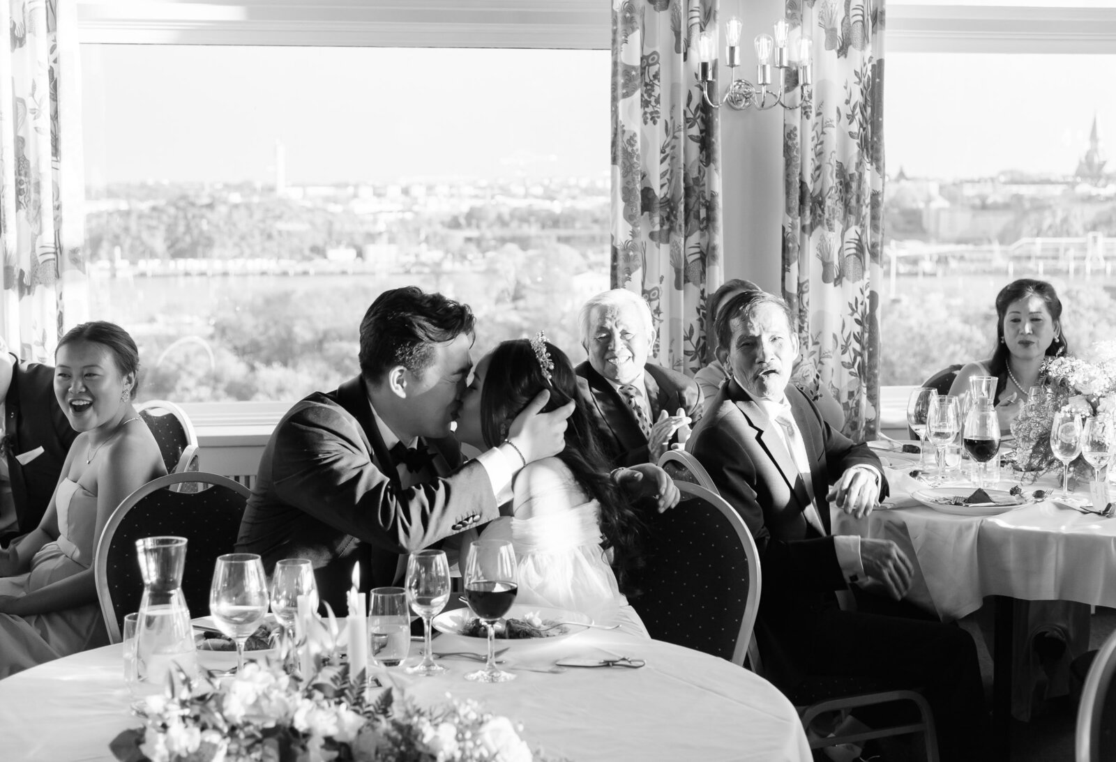 Destination Wedding Photographer Anna Lundgren in Stockholm Wedding at Solliden Skansen Stockholm Sweden_110