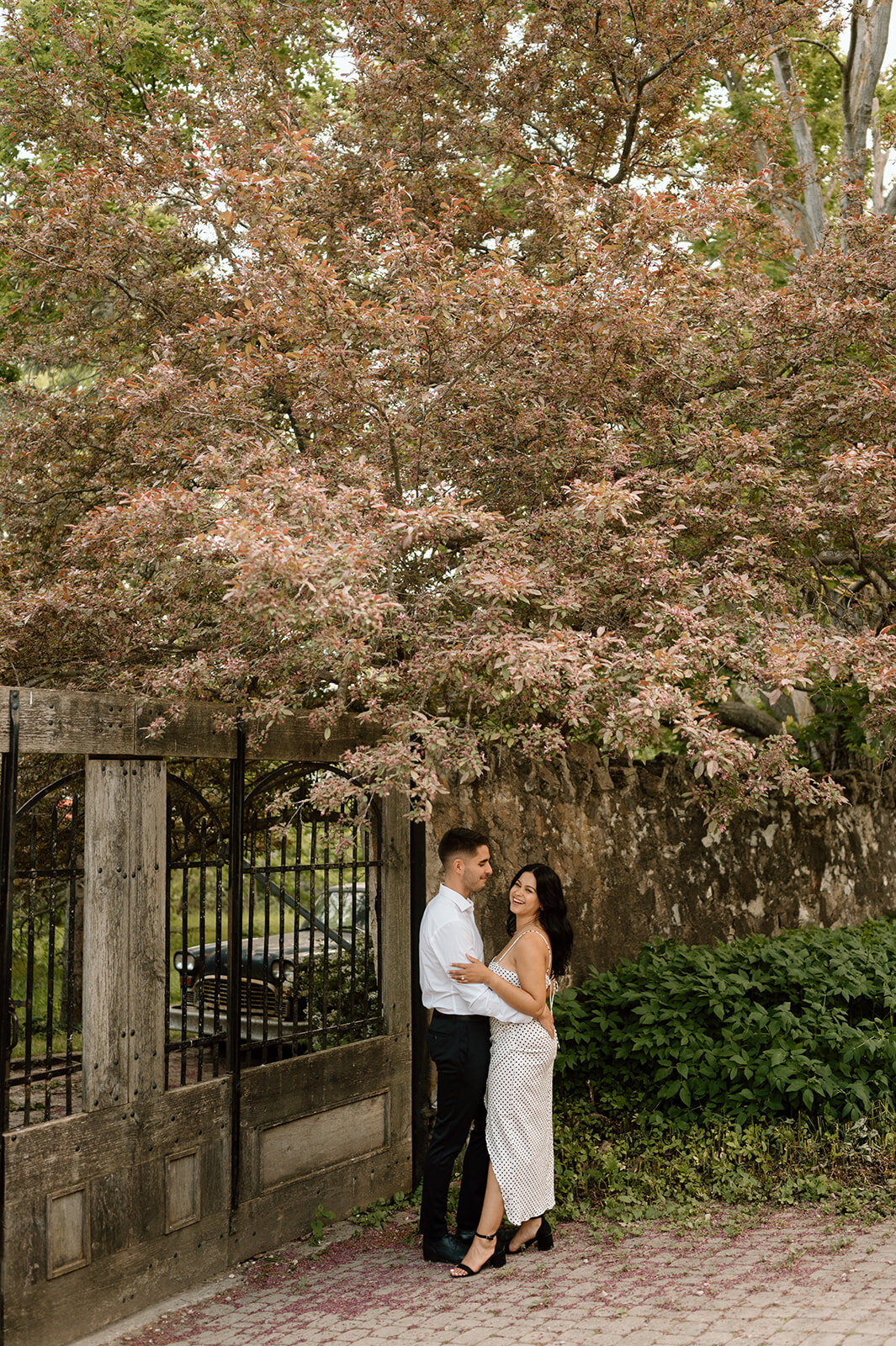 spring-engagement-elora