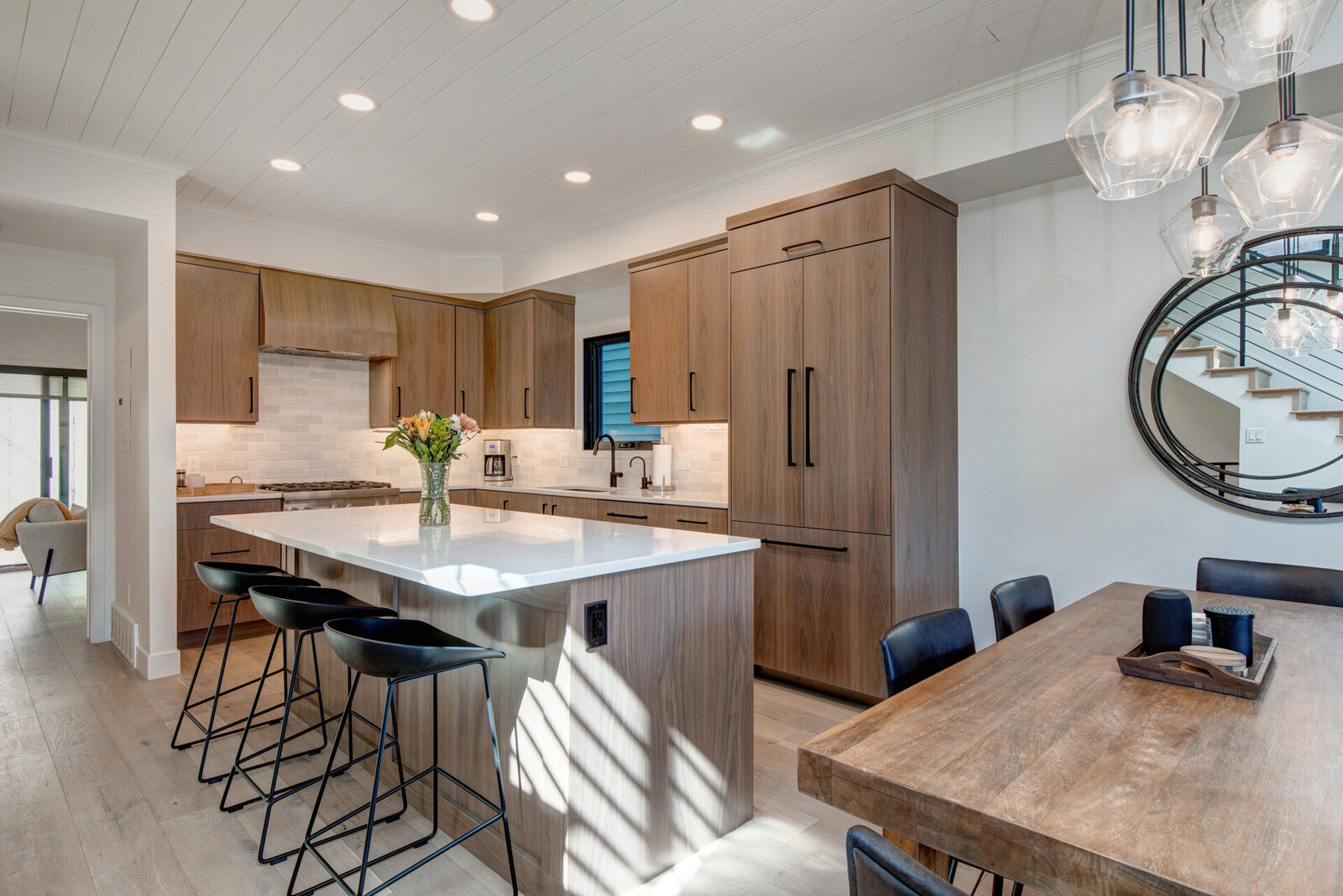 Heber-City-Interior-Designer-Chalet-and-Co-modern-neutral-kitchen-style
