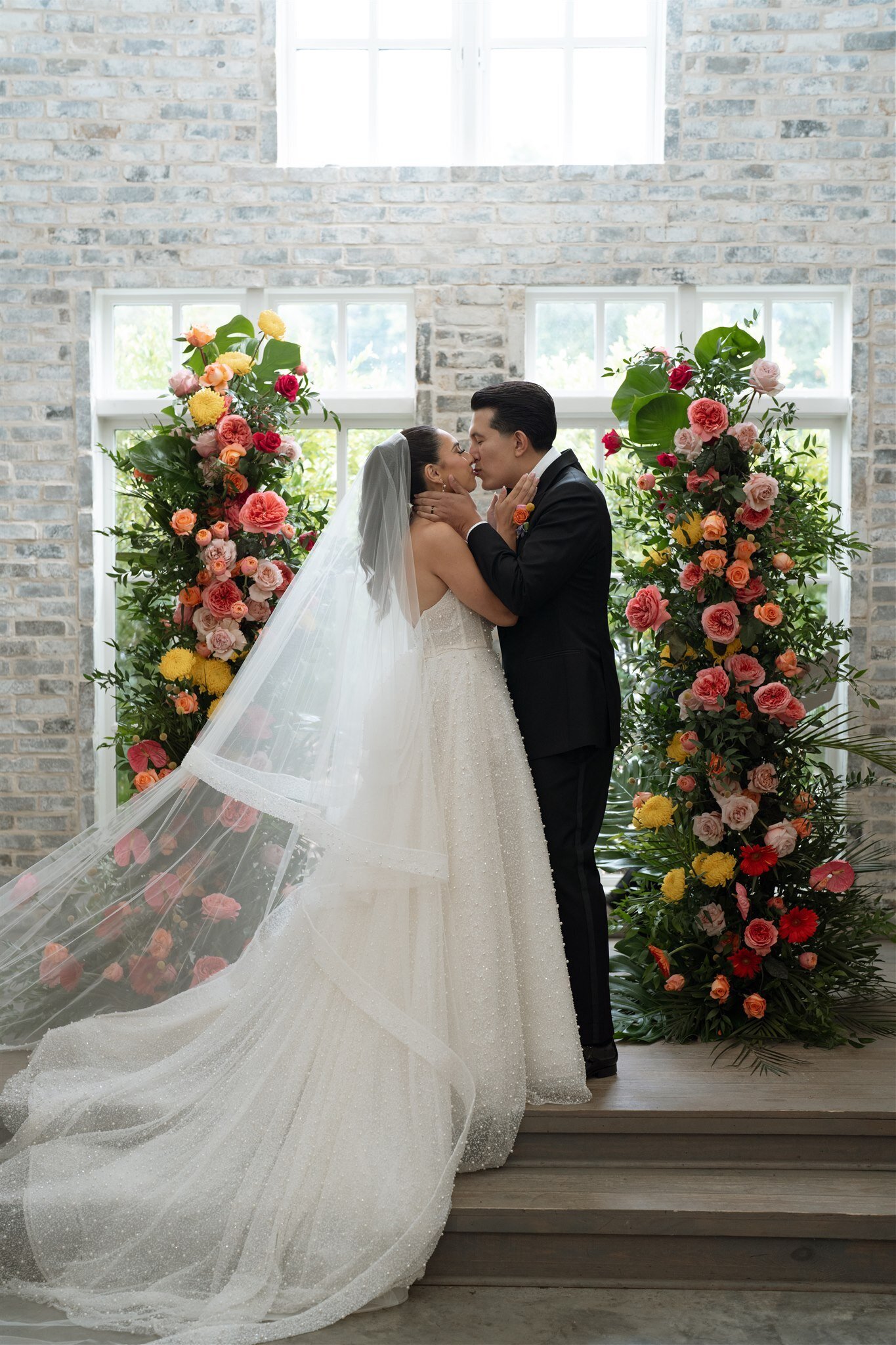 Previews - Quinones Weddings_-79