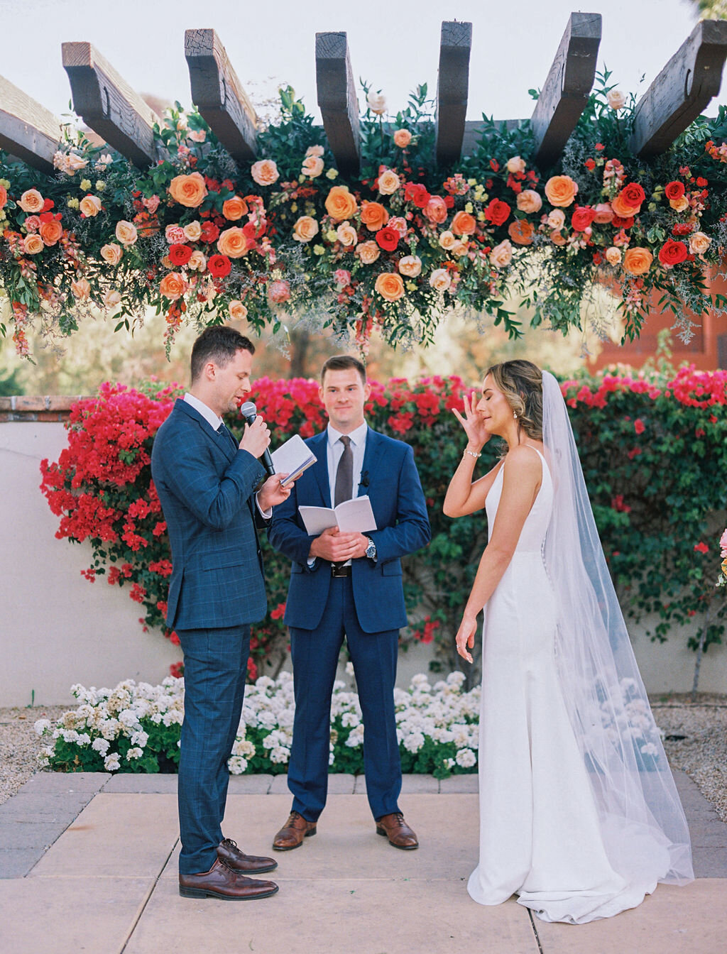flowers-scottsdale-az-omni-montelucia-ceremony