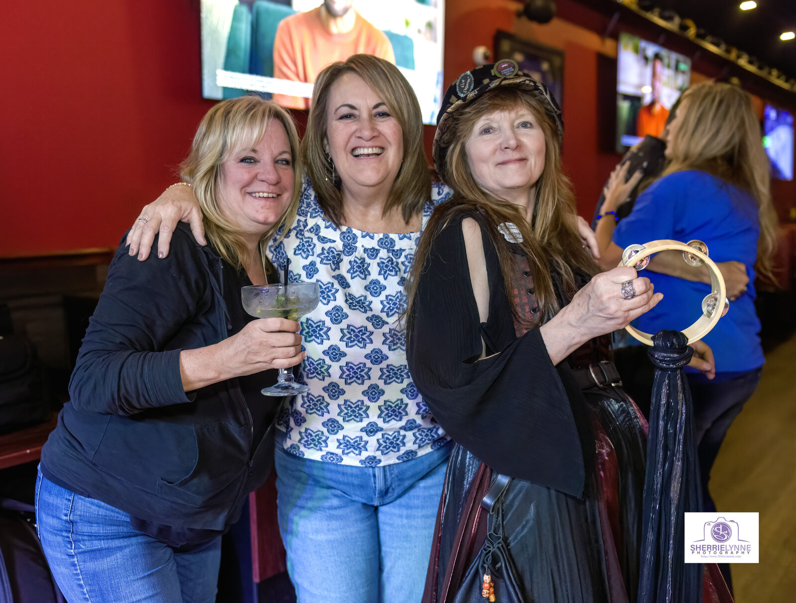 DSC_2545-Fizz Fans copy