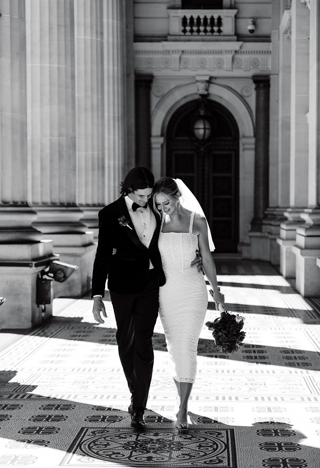 Bride-and-groom-Parliament-steps