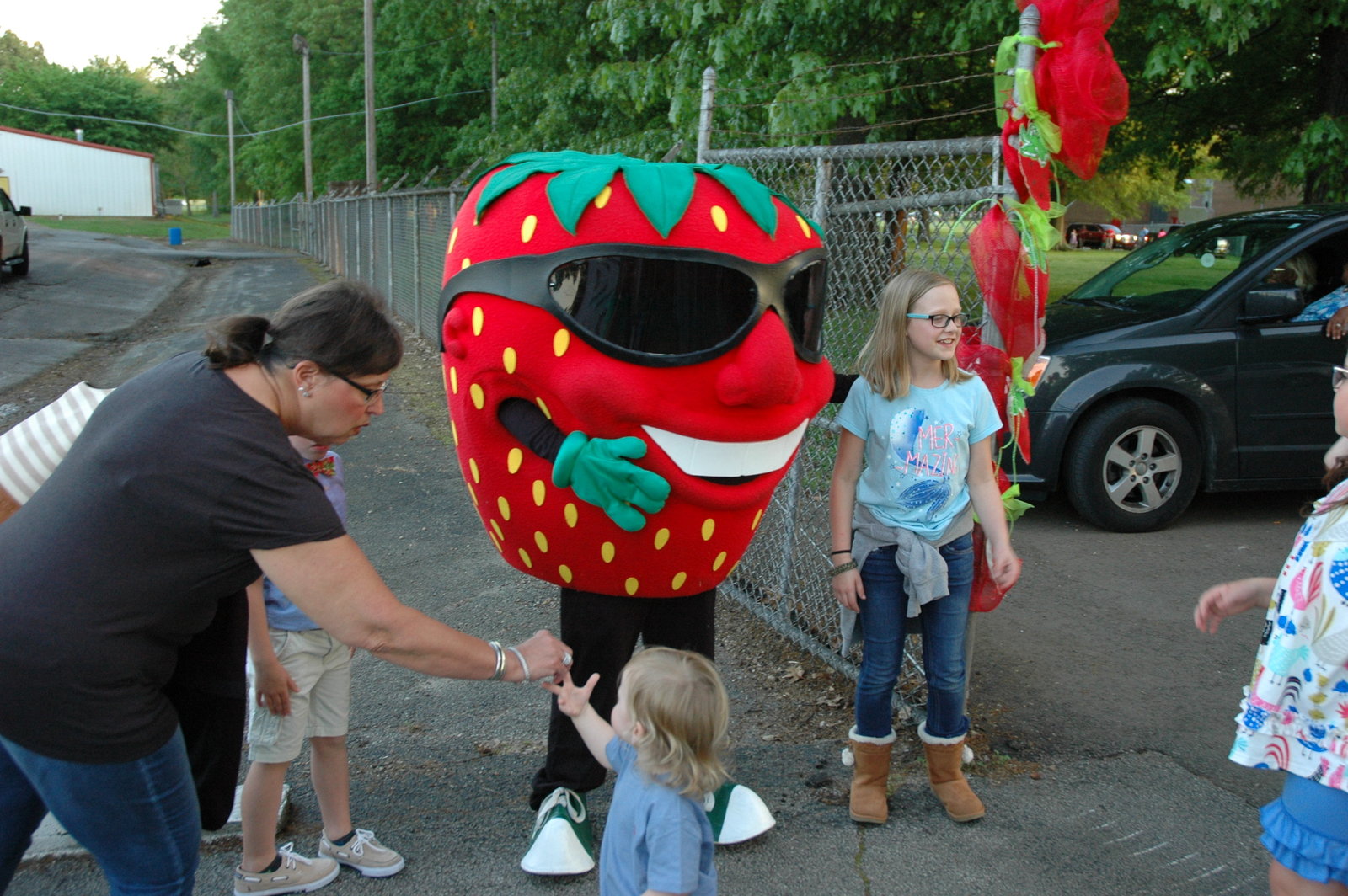 West Tennessee Strawberry Festival - Opening Ceremonies - 9