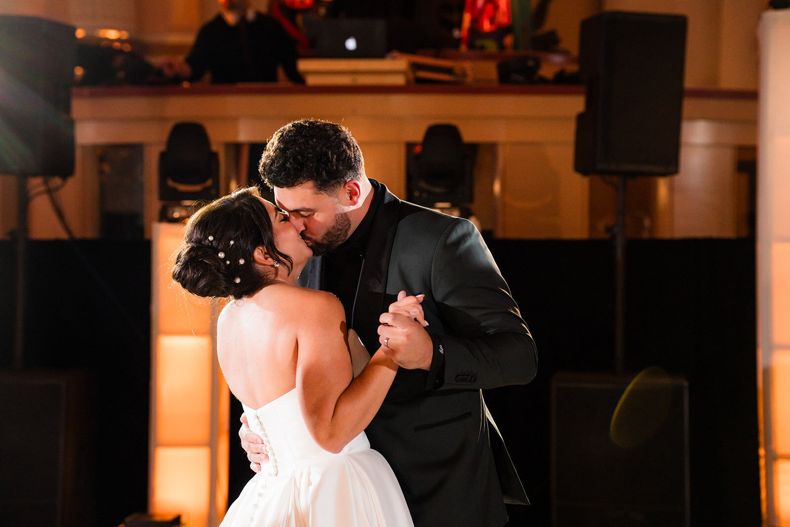 PleaseTouchMuseumPhiladelphiaWedding-152
