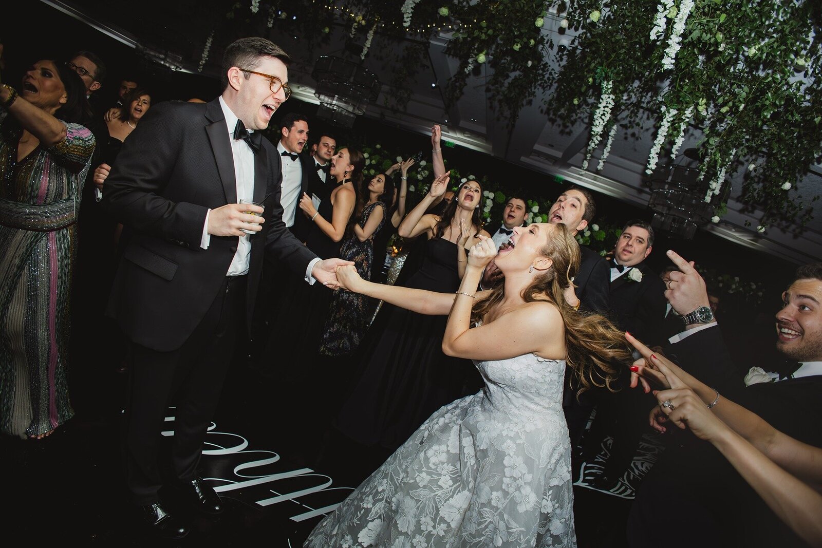 woodfield-country-club-first-dance-3