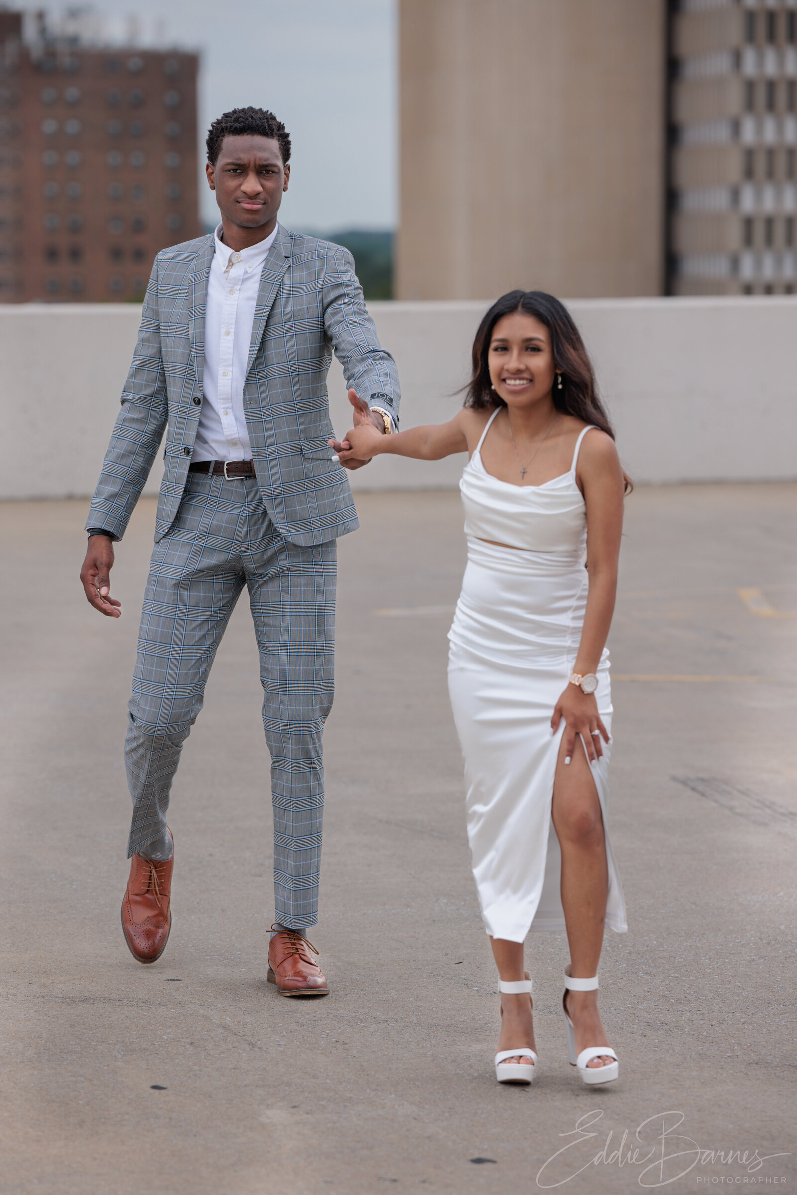 couple getting engaged