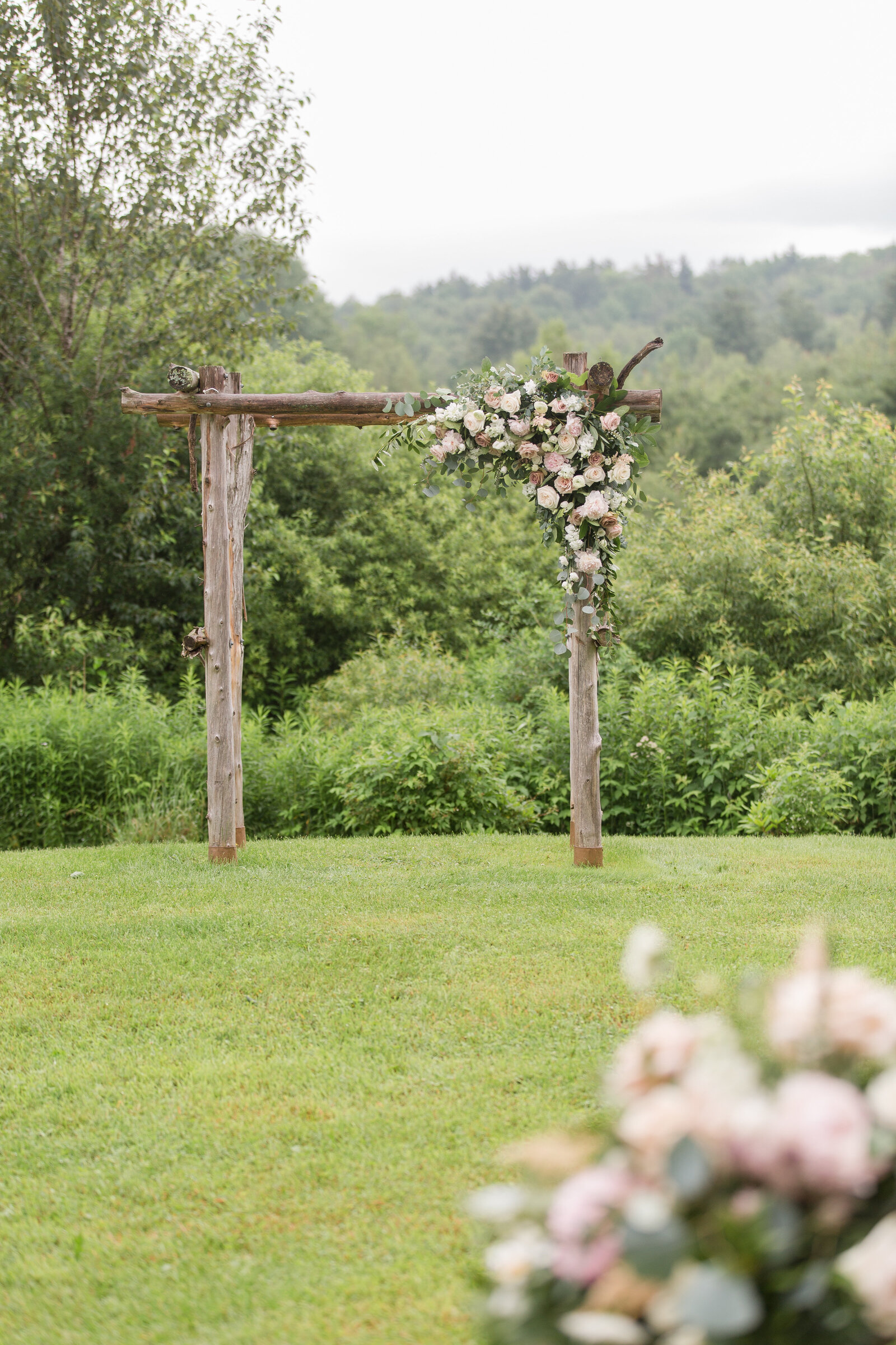 Abbi-Jarrod-Mansfield-Barn-Jericho-Vermont-Wedding-91