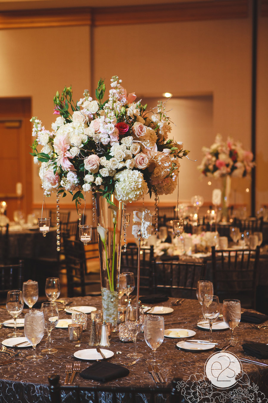 Your-Event-Florist-Arizona-Wedding-Flowers51
